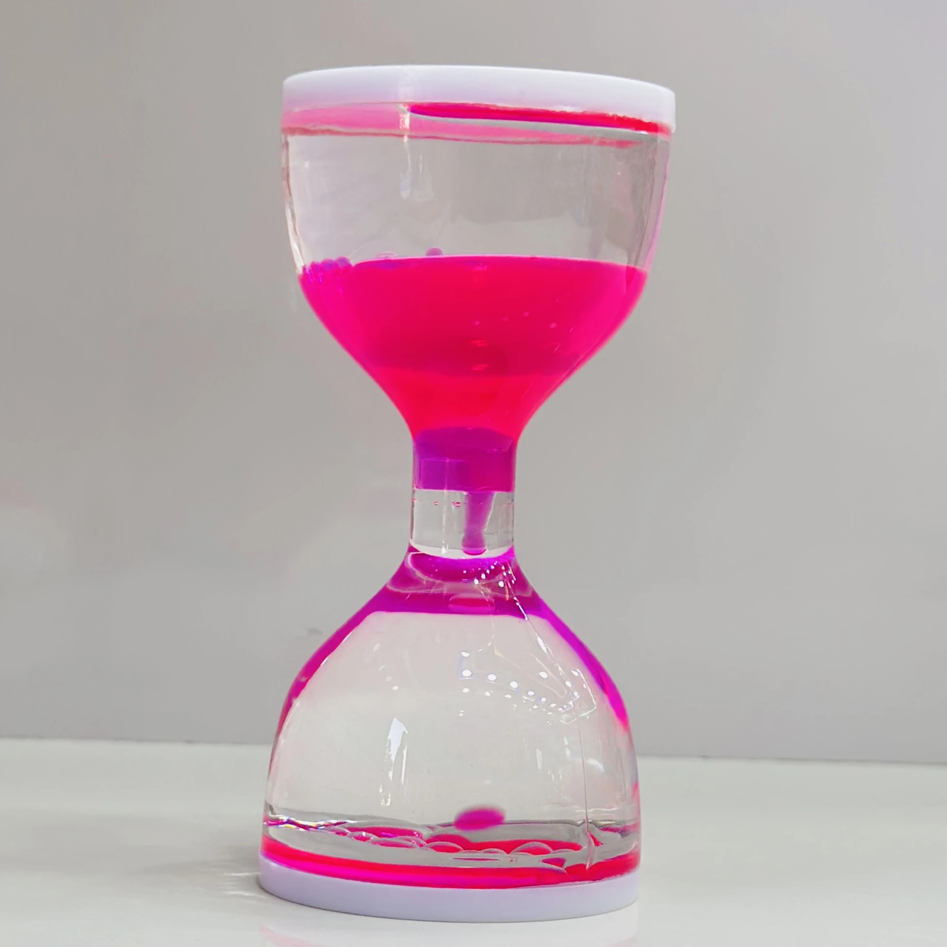 Beautiful Colored Floating Bubble Hourglass(SKU-AAQE4M)