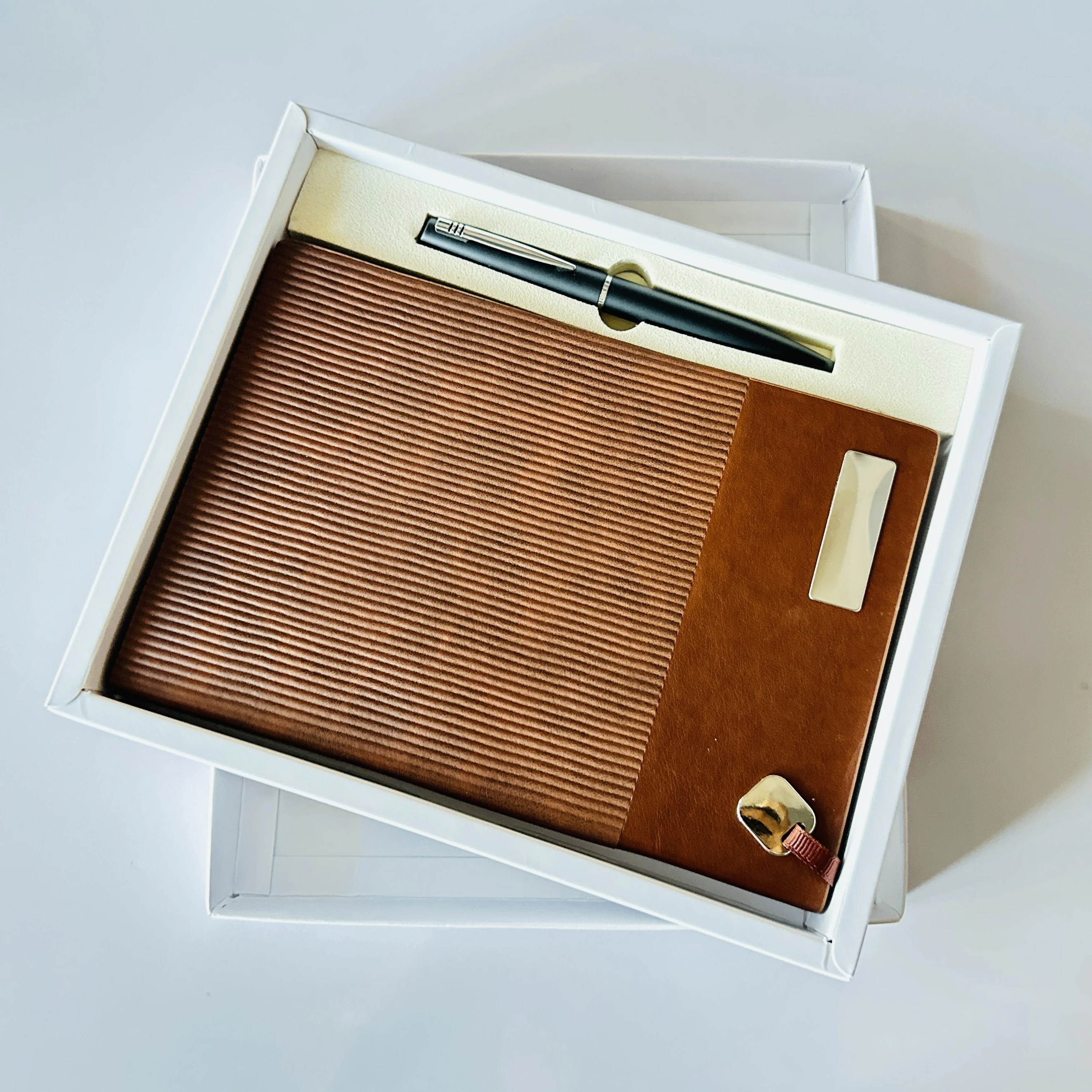 Branded corporate gift set