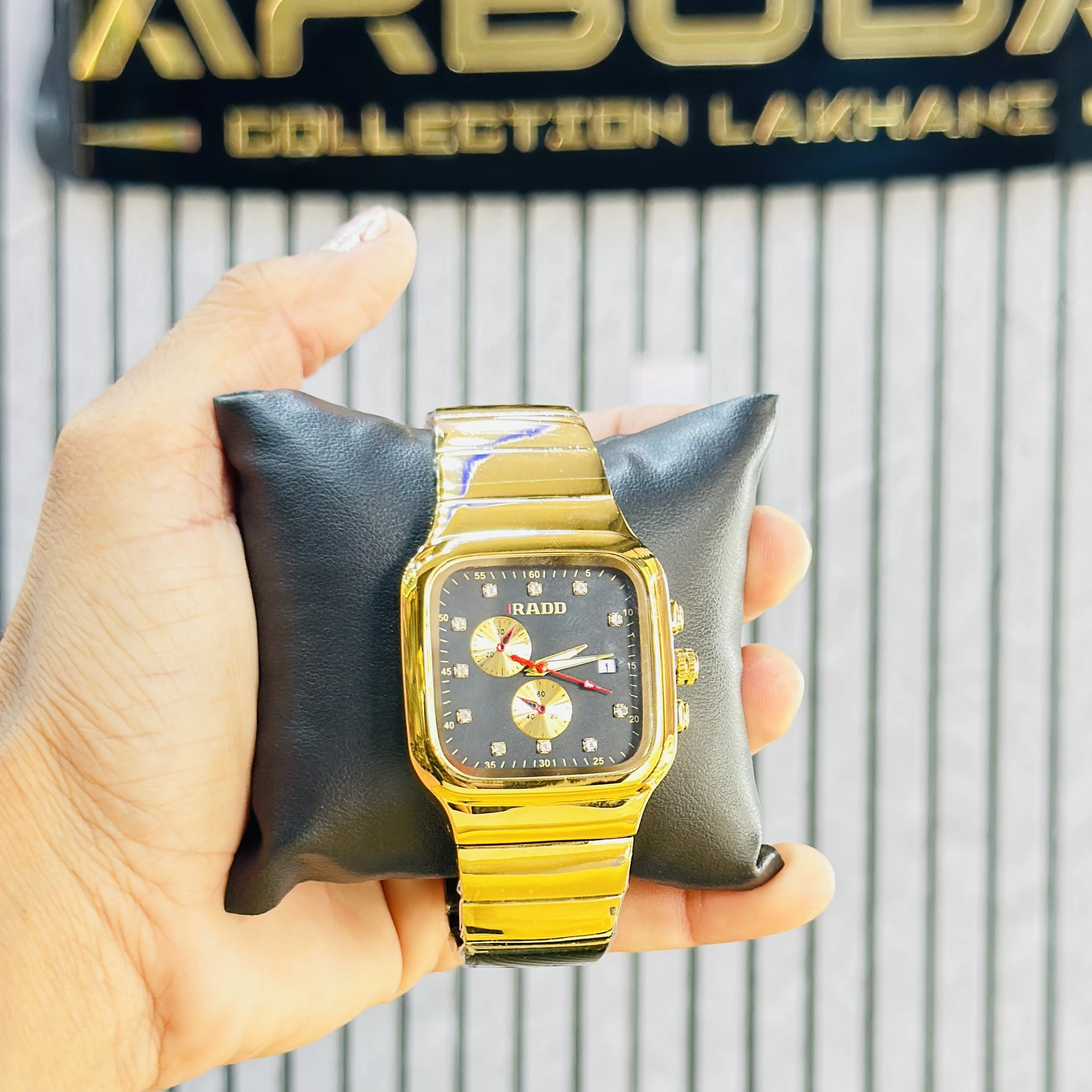 Quartz Analogue Watch