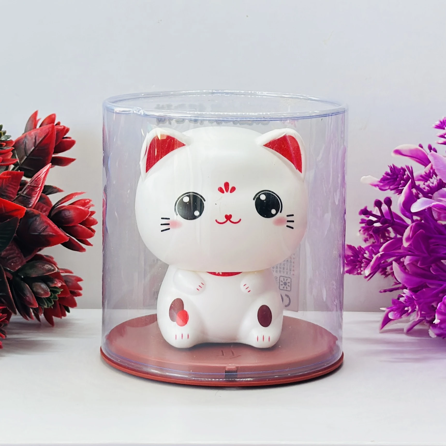 Mini Solar Head Shaking Lucky Cat