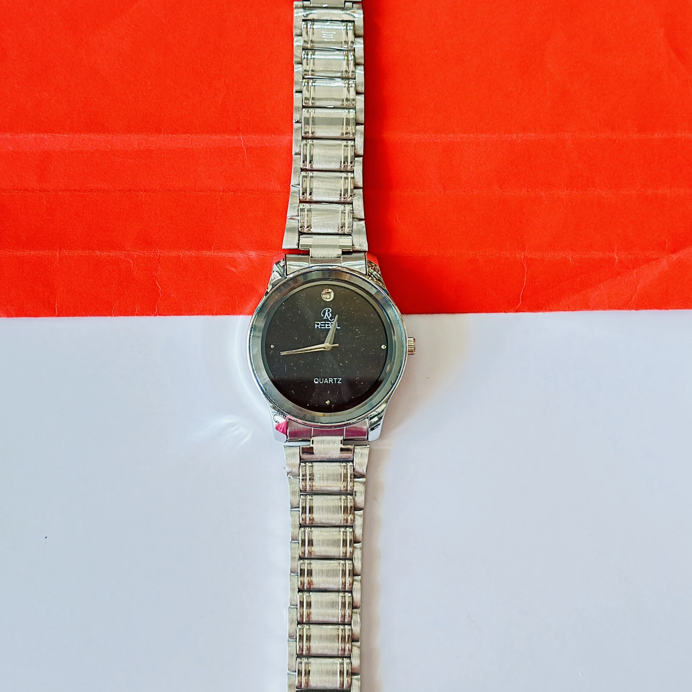 Analogue watch For Man’s