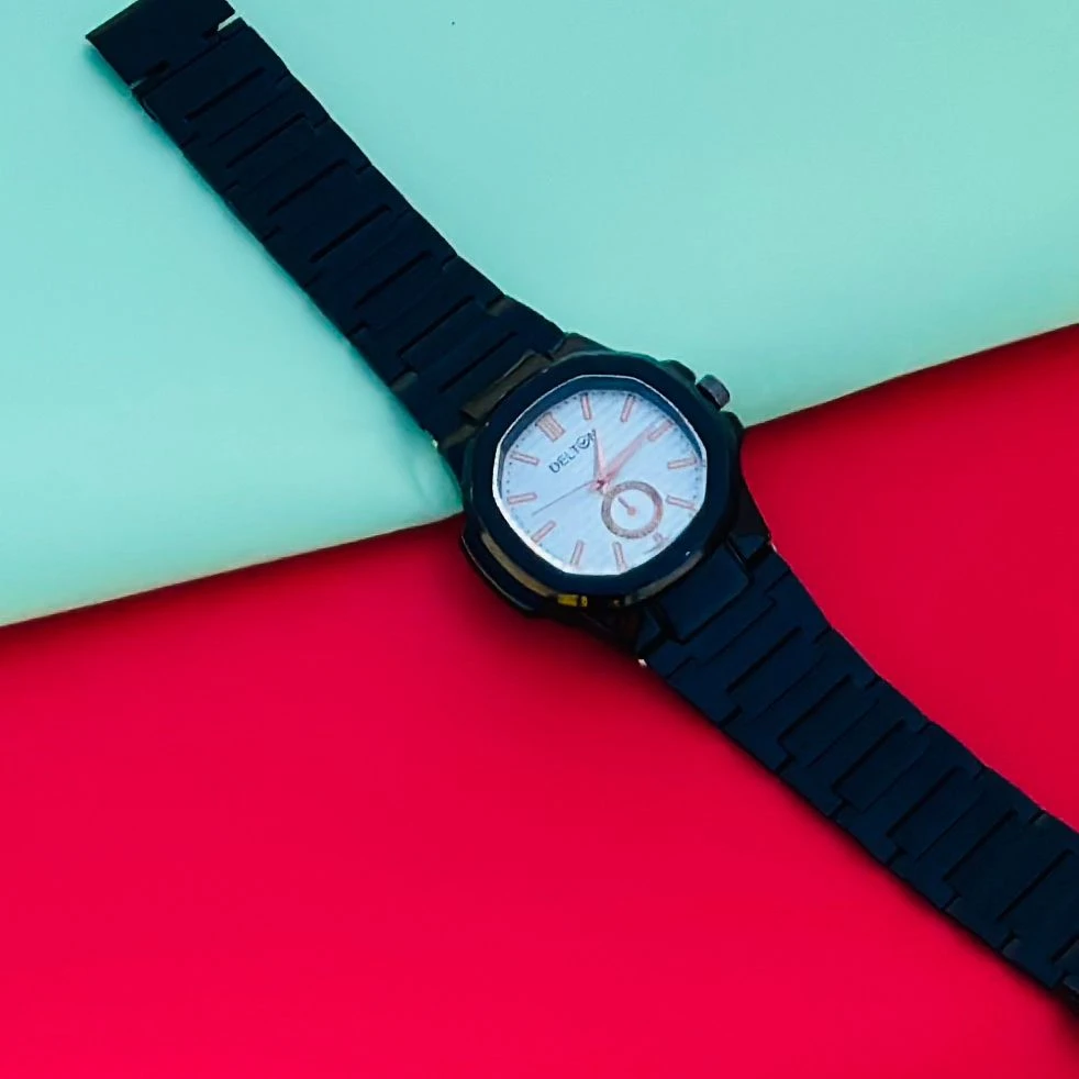 Black analog watch For man’s