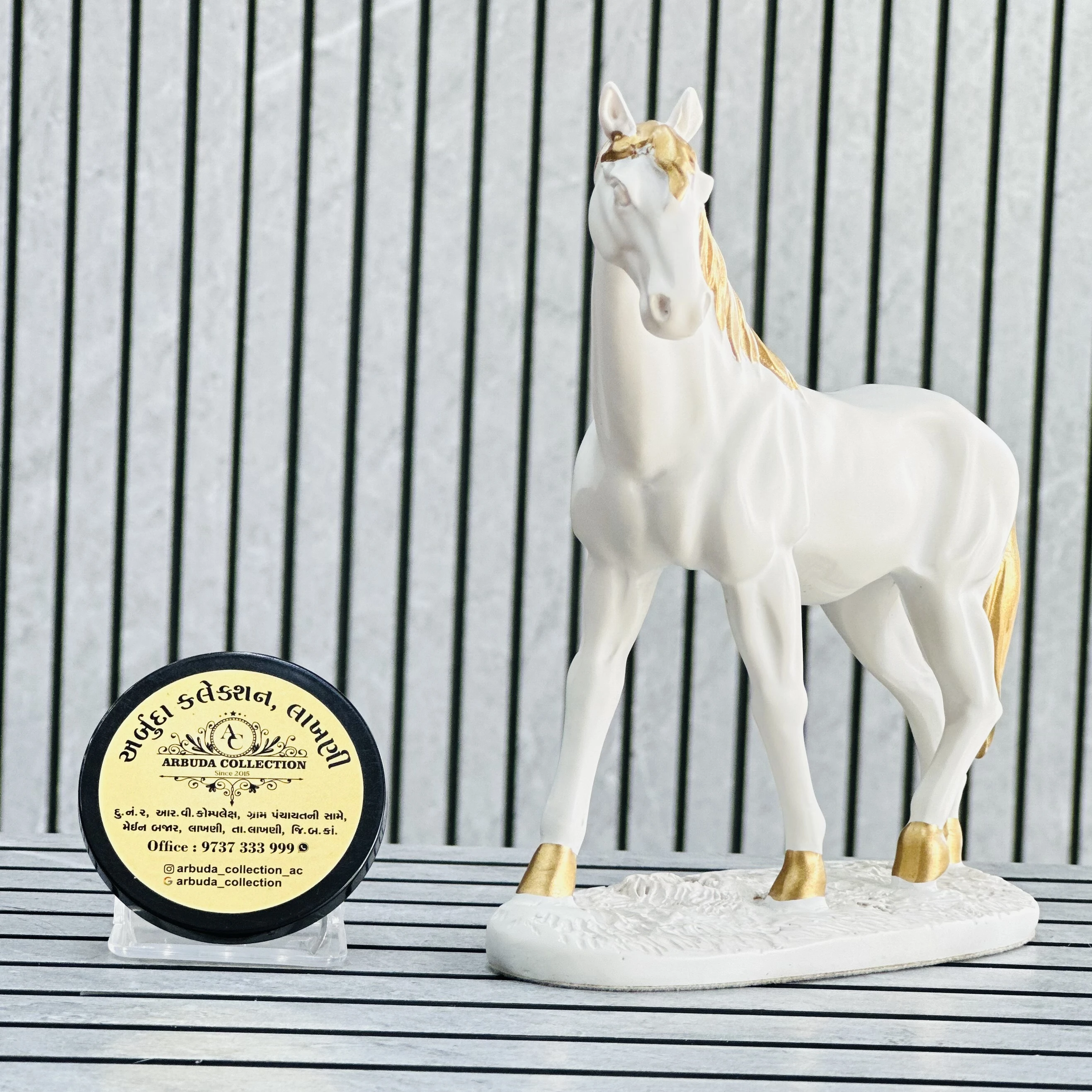 White Horse statue