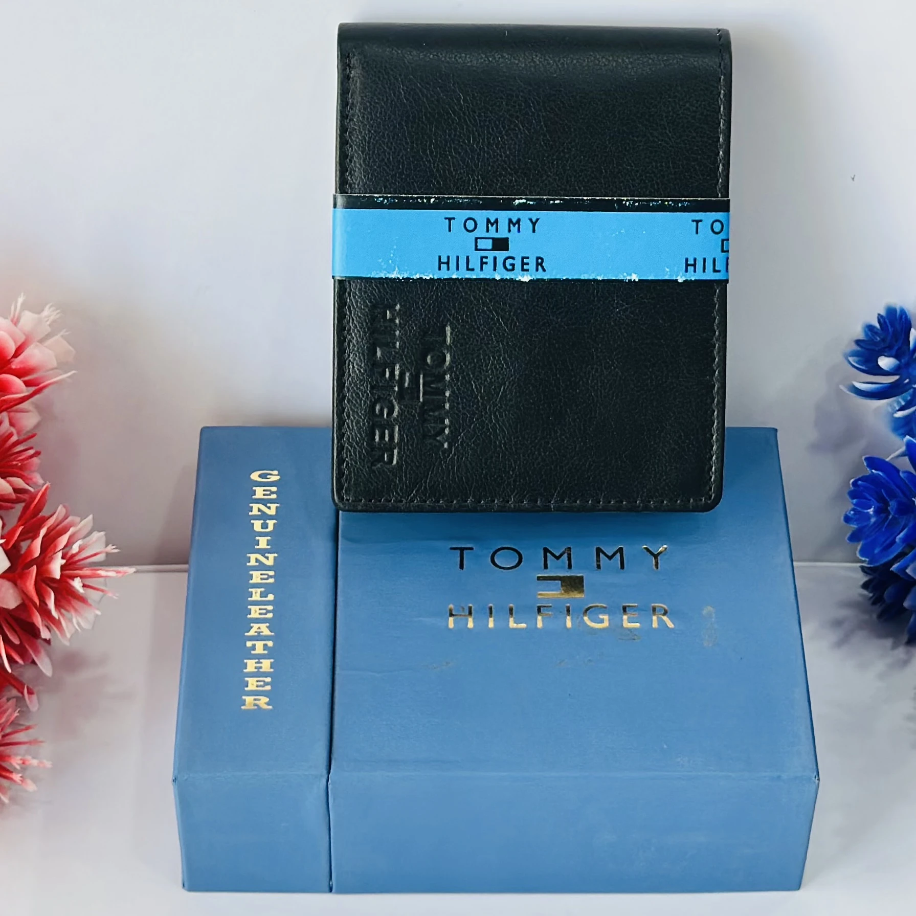 Tommy Hilfiger Men Black Solid Genuine Leather Two Fold Walle