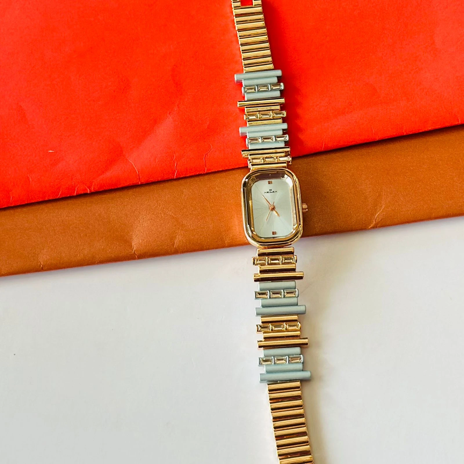 Raga Women's Love all: Elegant Oval Brown Dial & Metal Strap Watch