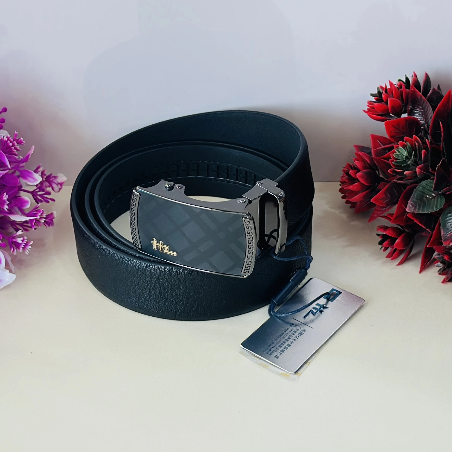 black artificial leather auto-lock buckle belt for men.