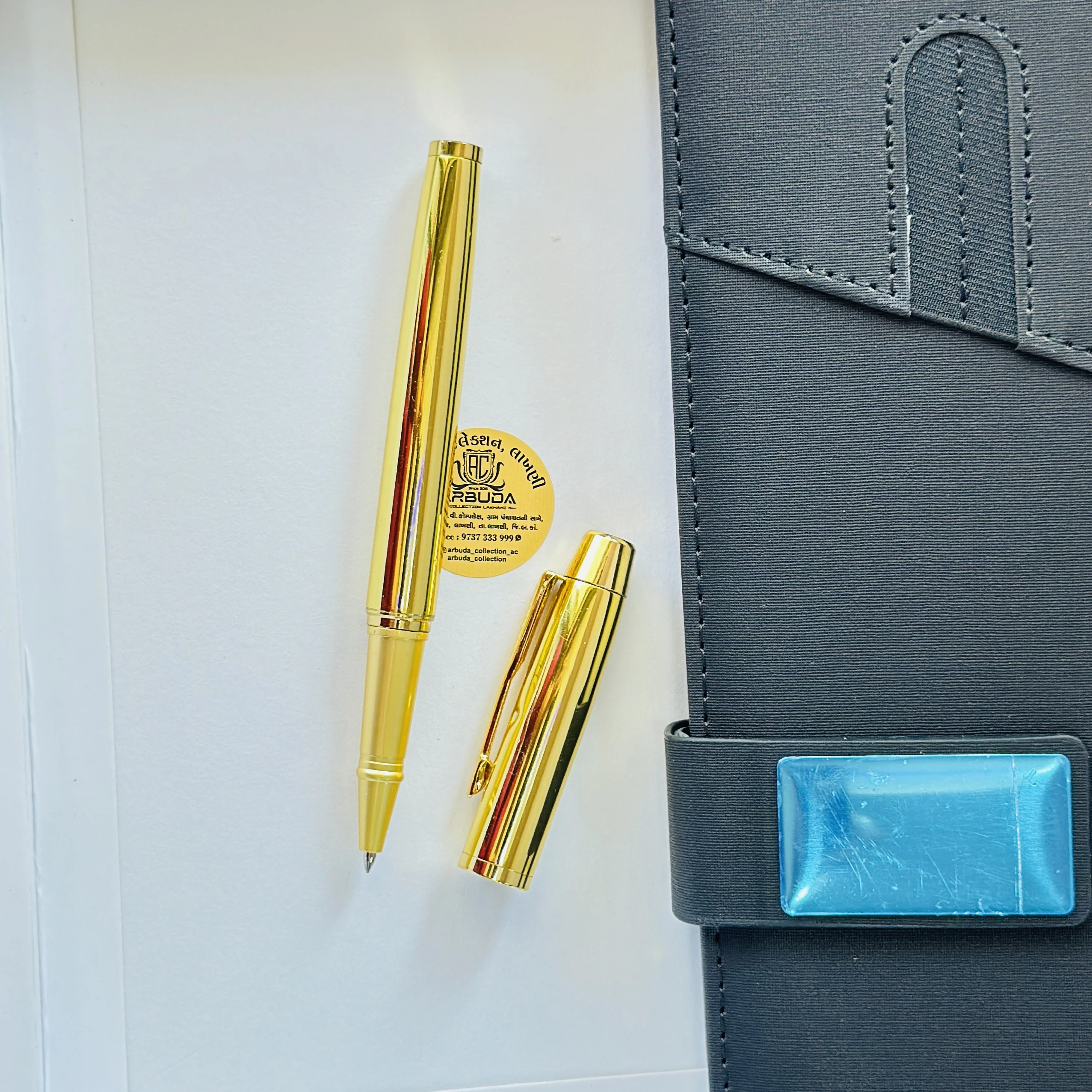Gold -plated fountain pen