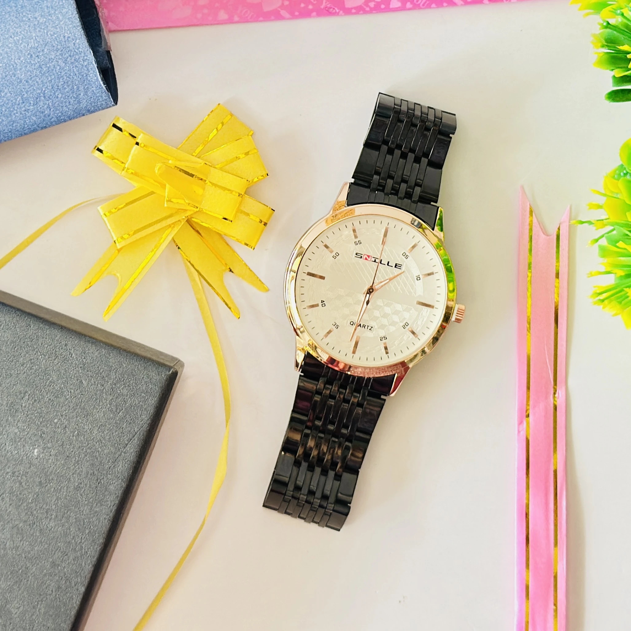 SNILLE quartz analog watch