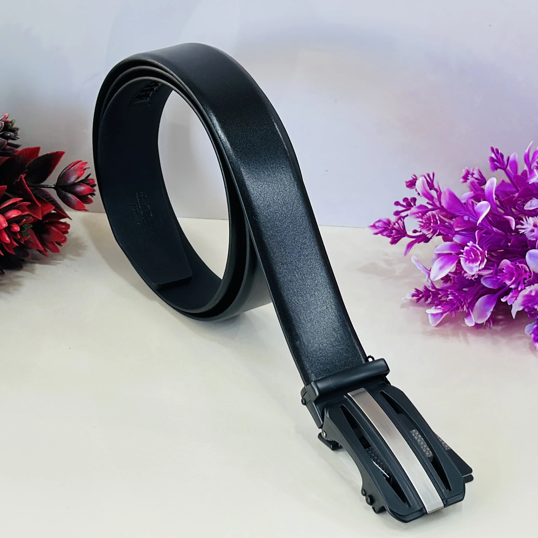 Men's Artificial Leather Auto Lock Buckle Belt for Men (Black)