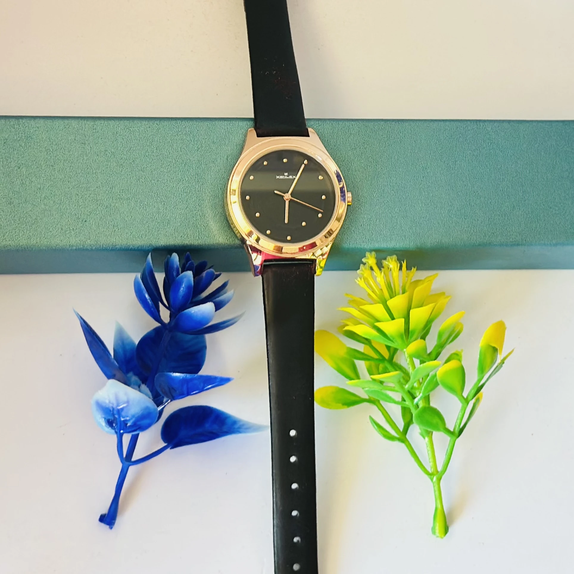 women's analog watch