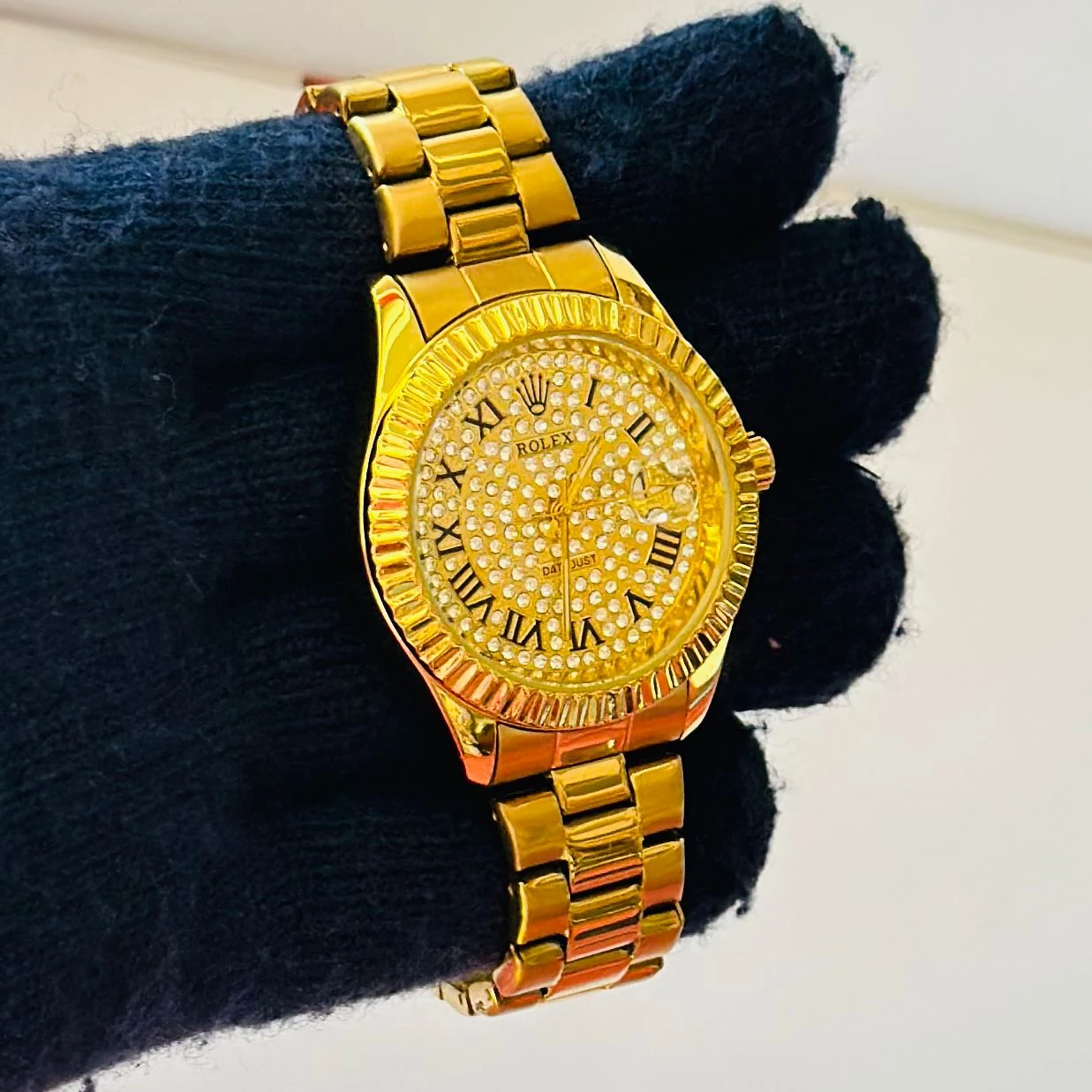 Quartz analog watch For man’s