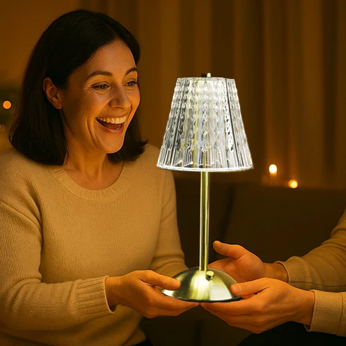 Modern table lamp (SKU-TG5A3L)