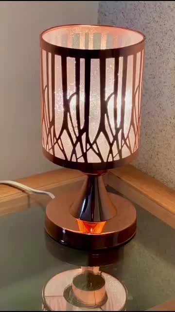 Modern table lamp (SKU-GLYE75)