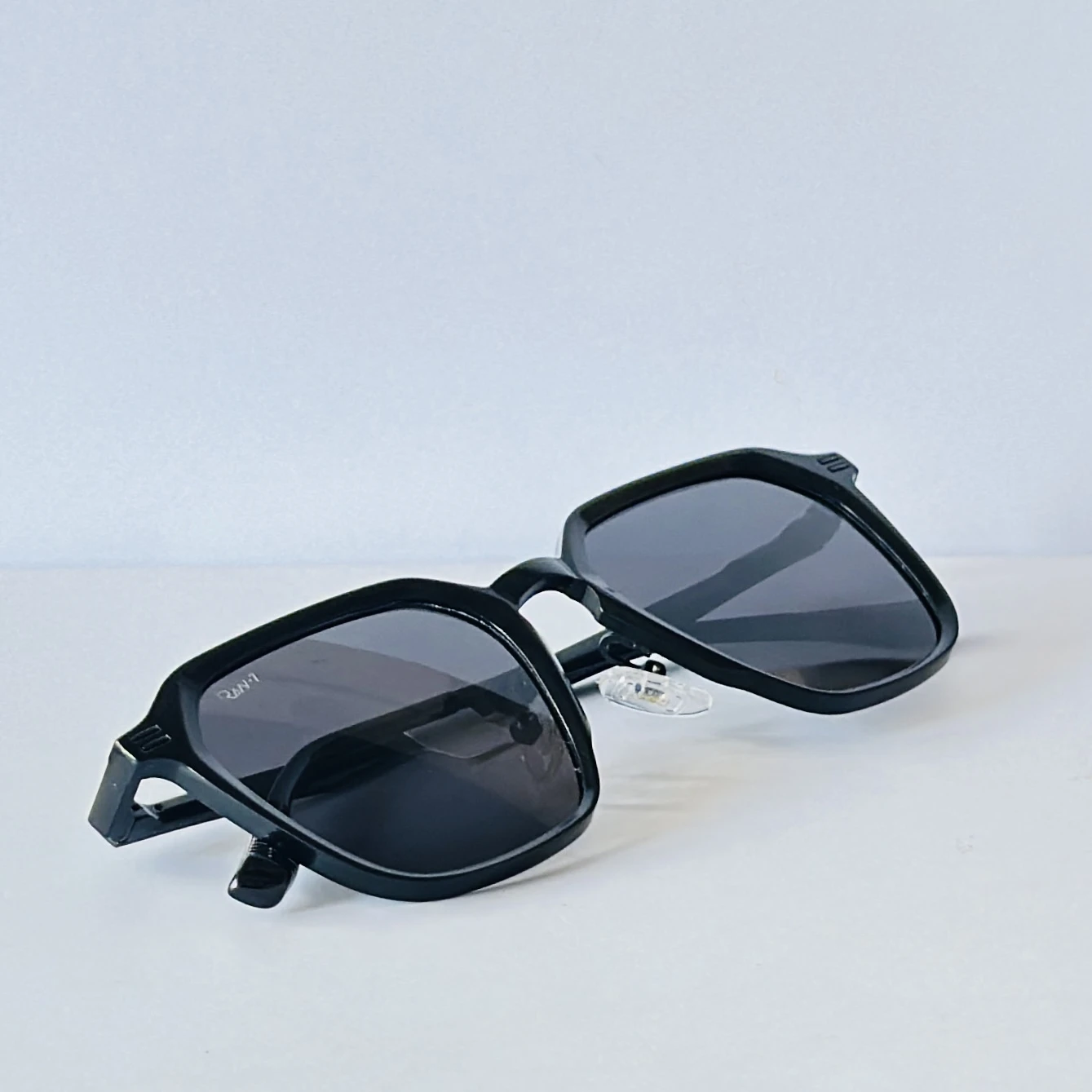 pair of black metal hexagonal sunglasses