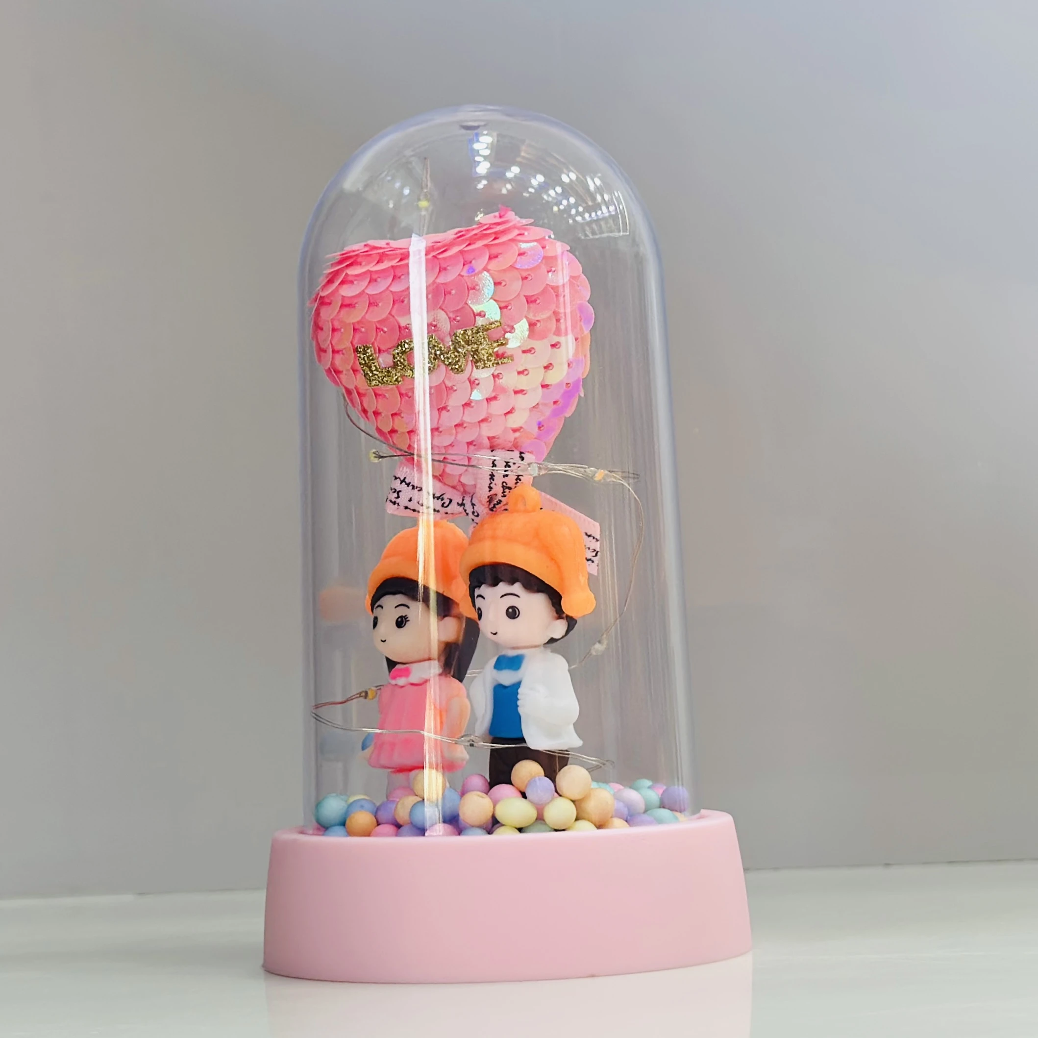 "Love Couple LED Light in Glass Dome(SKU-QQRQW7)