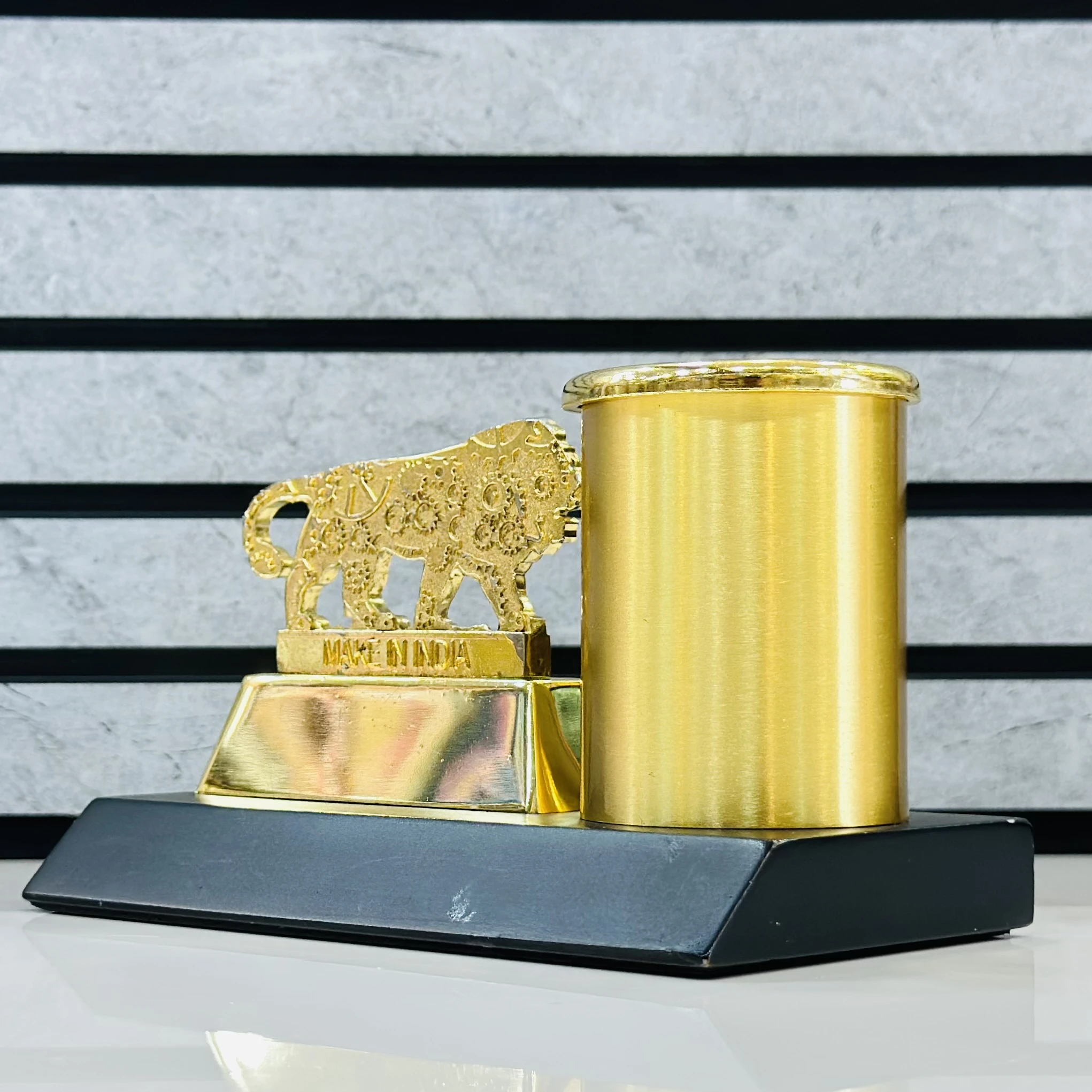 Make in India Lion Gold-Plated Pen Stand(SKU-A246IB)
