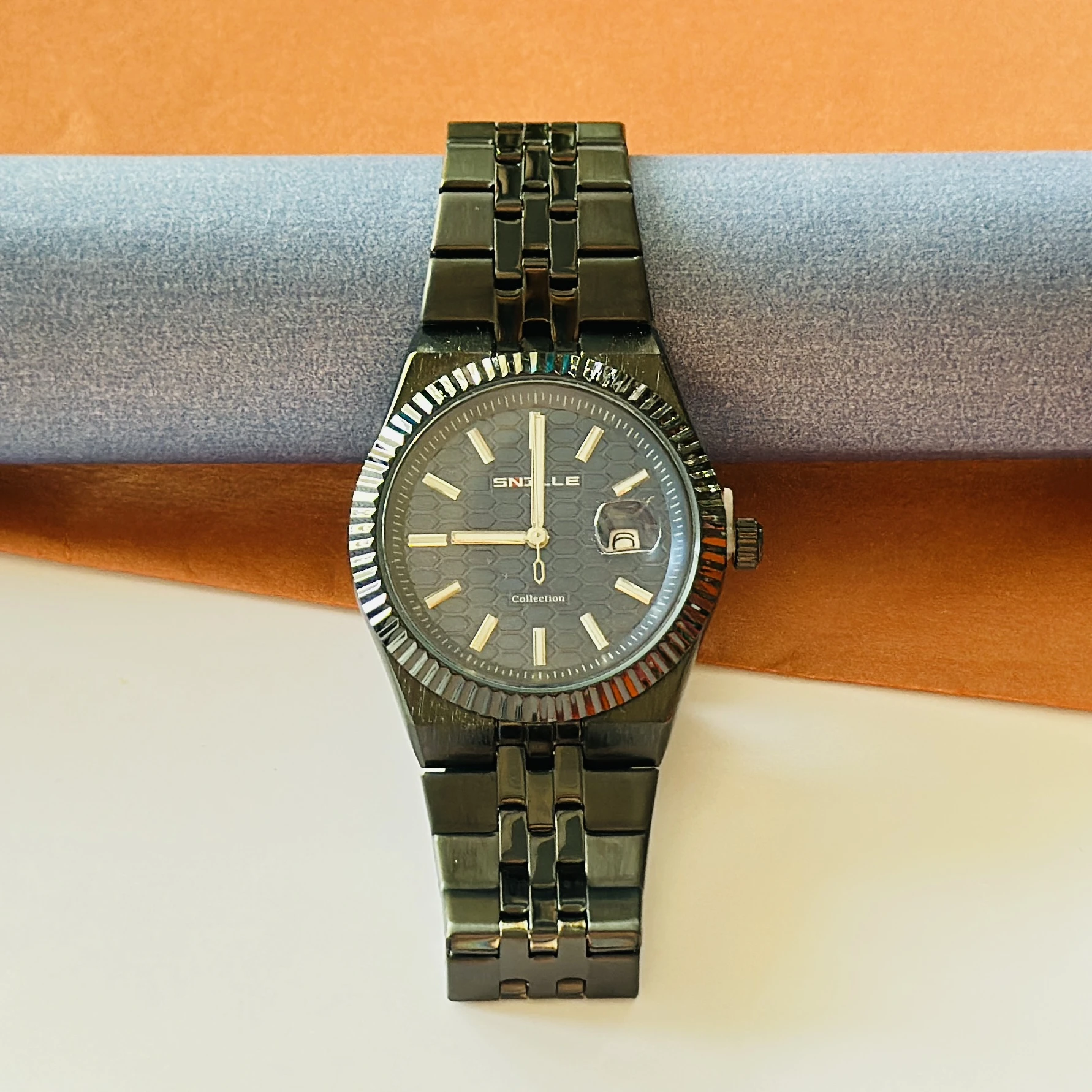 Black stainless steel analog Watch