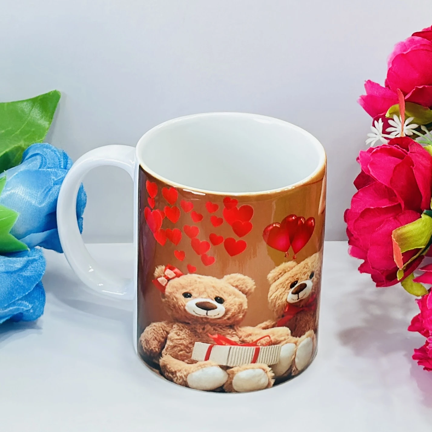 ceramic coffee mug with a teddy bear and heart design. ….5OQYAY