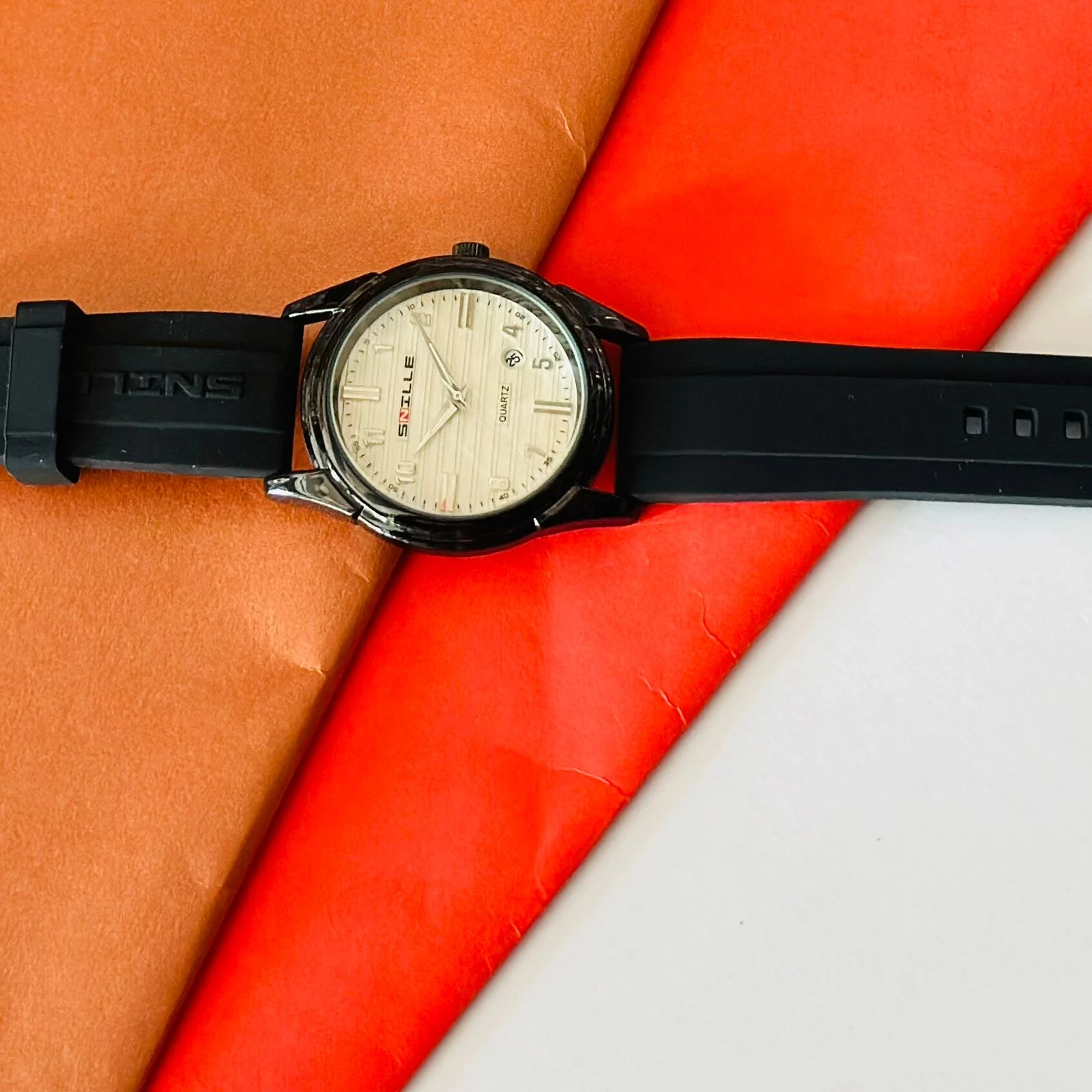 Quartz analog watch For man’s