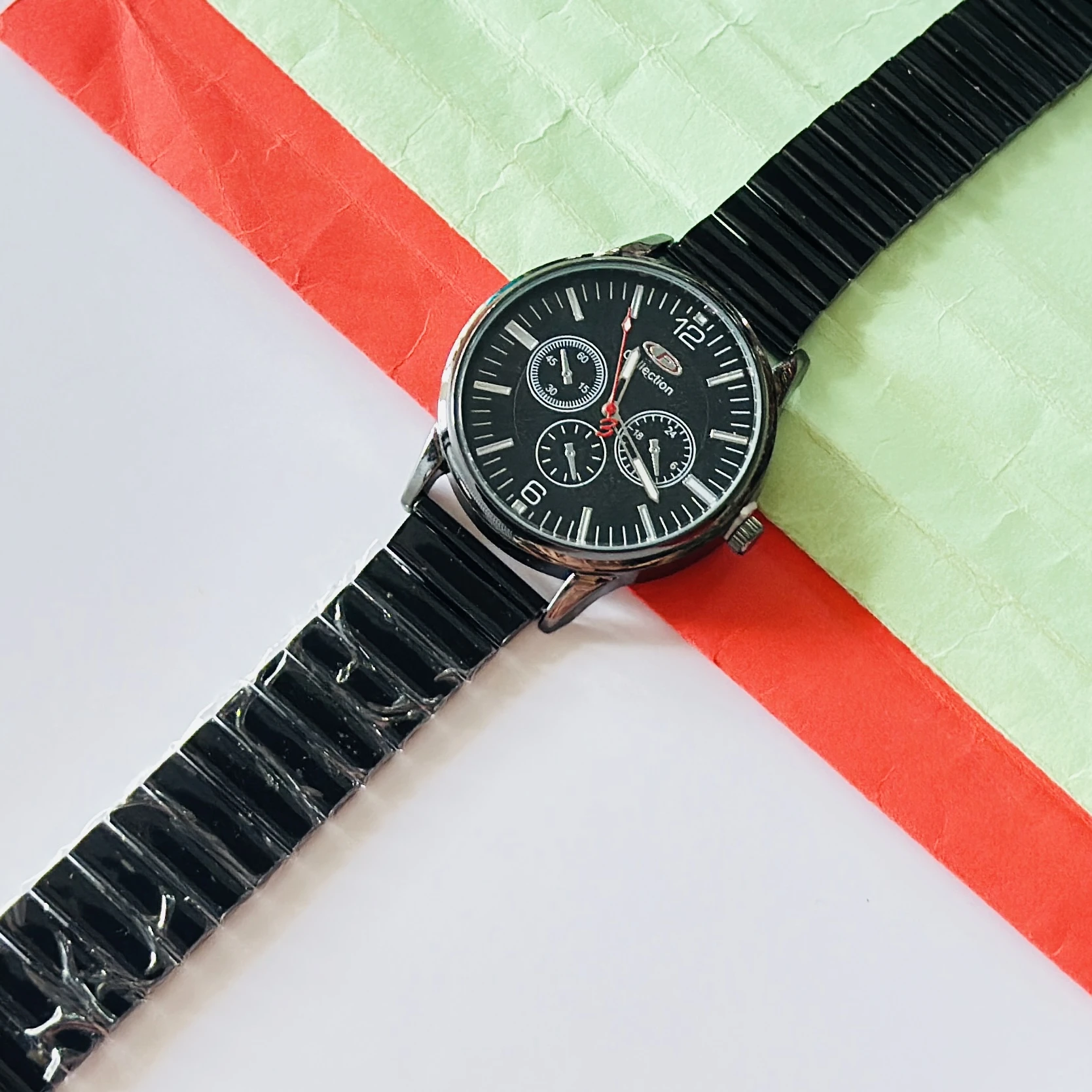Black analog wristwatch