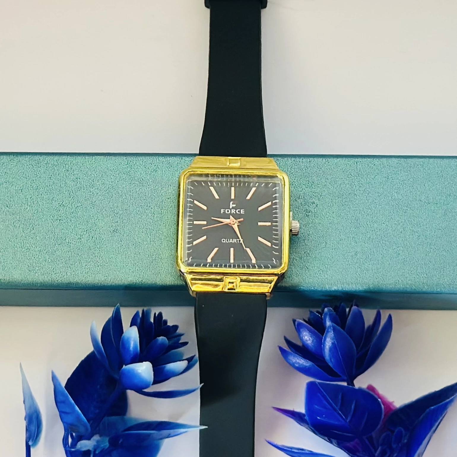 Naviforce Force Quartz watch