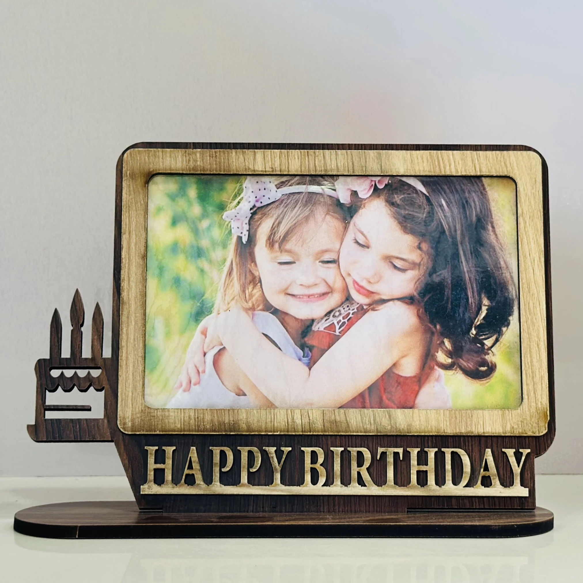 Customized photo frame