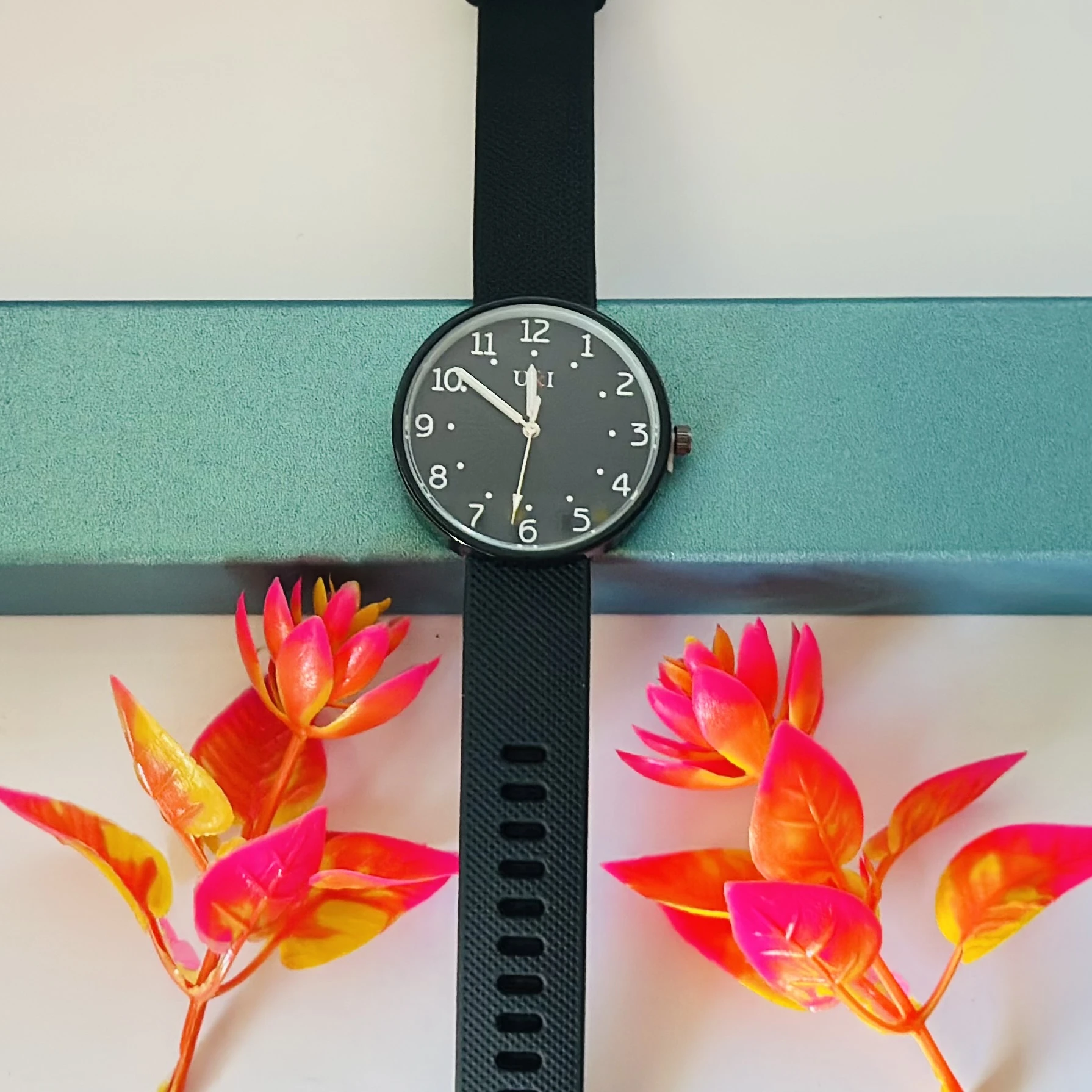 KLON Eddy Time Black Frame 40mm wristwatch with a black strap.