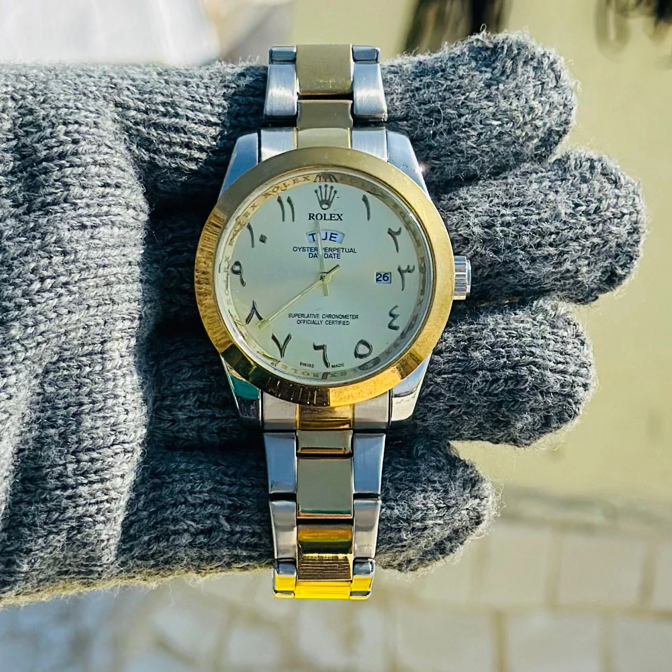 Golden Design analog watch