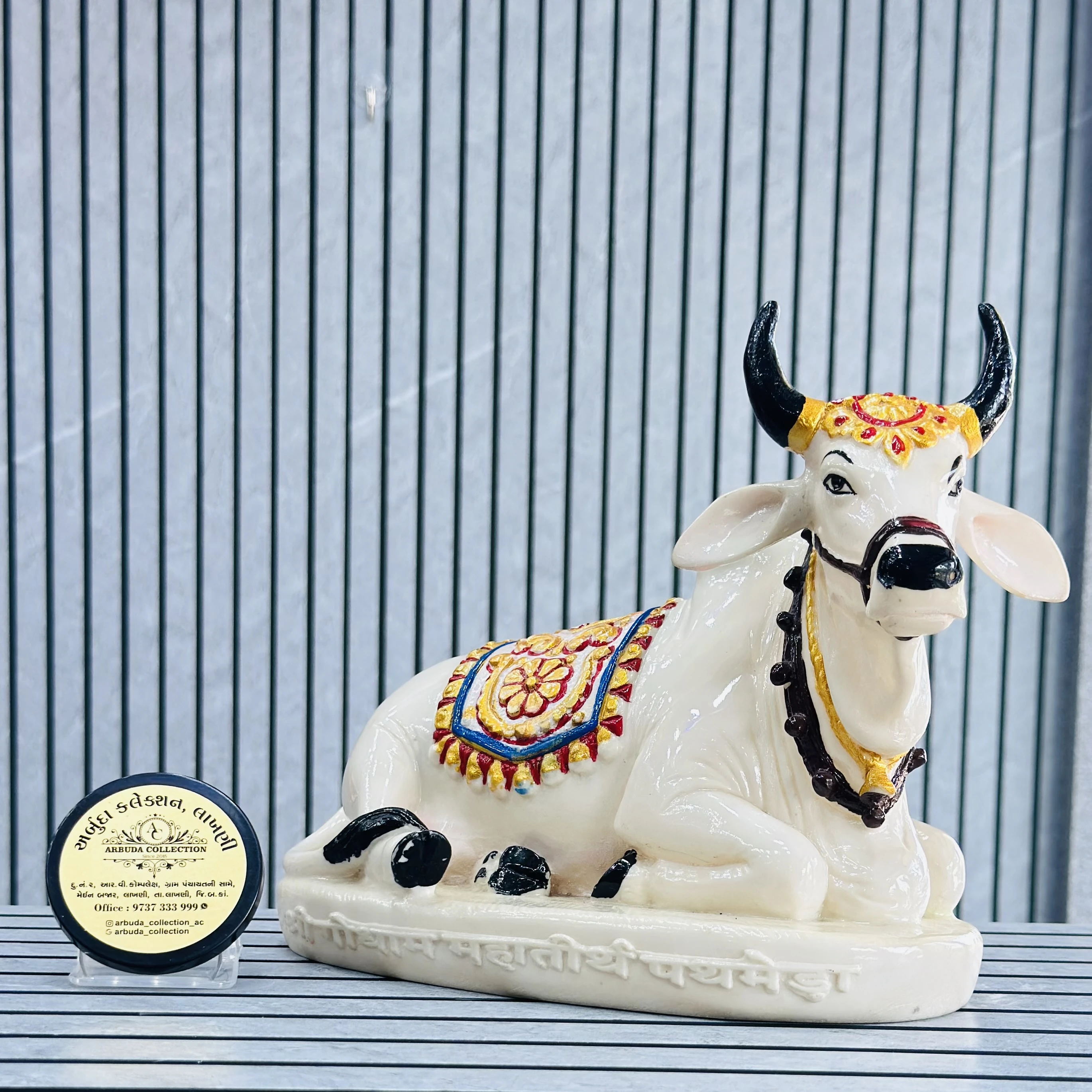 Kamdhenu cow murti