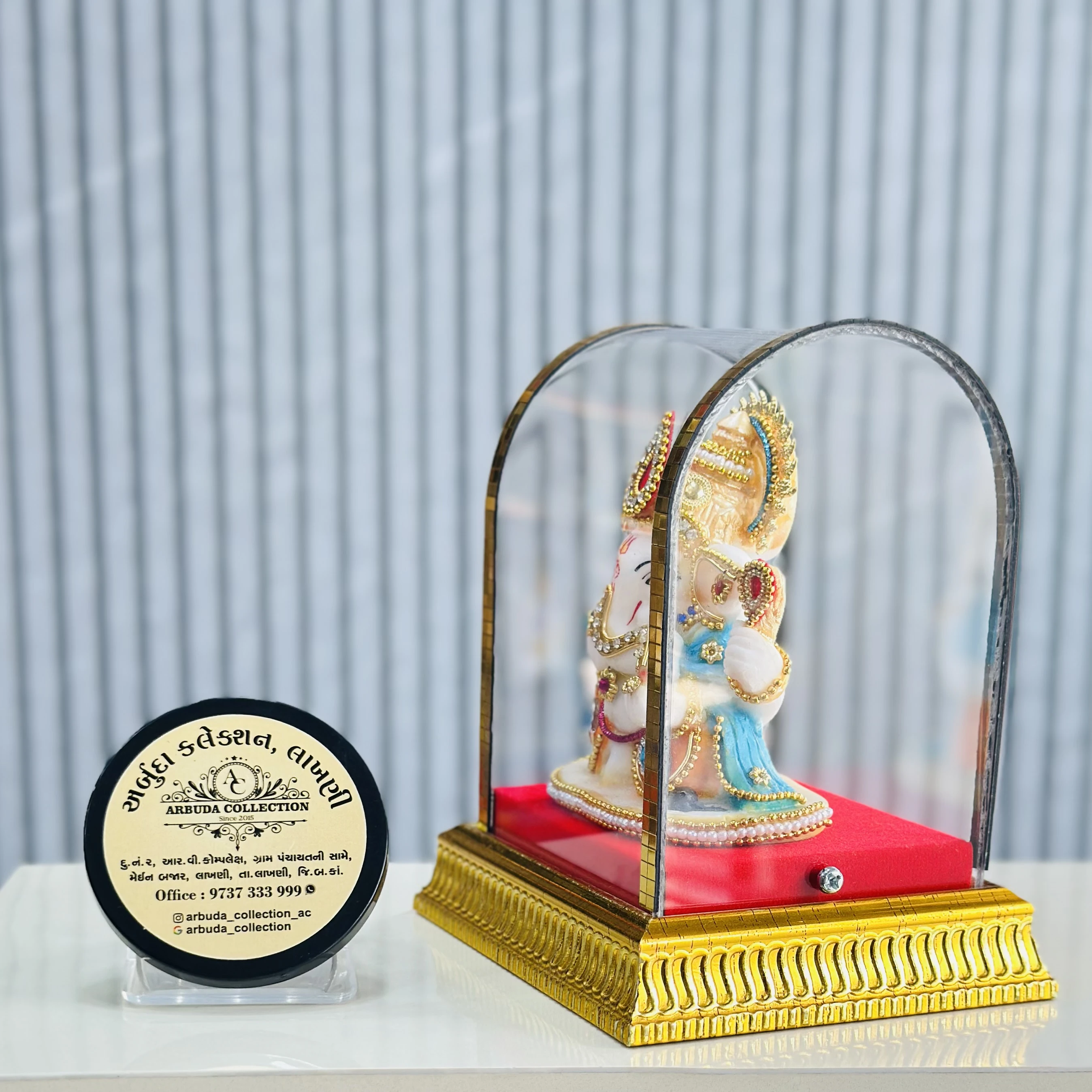 Ganpati bapa cabinet murti
