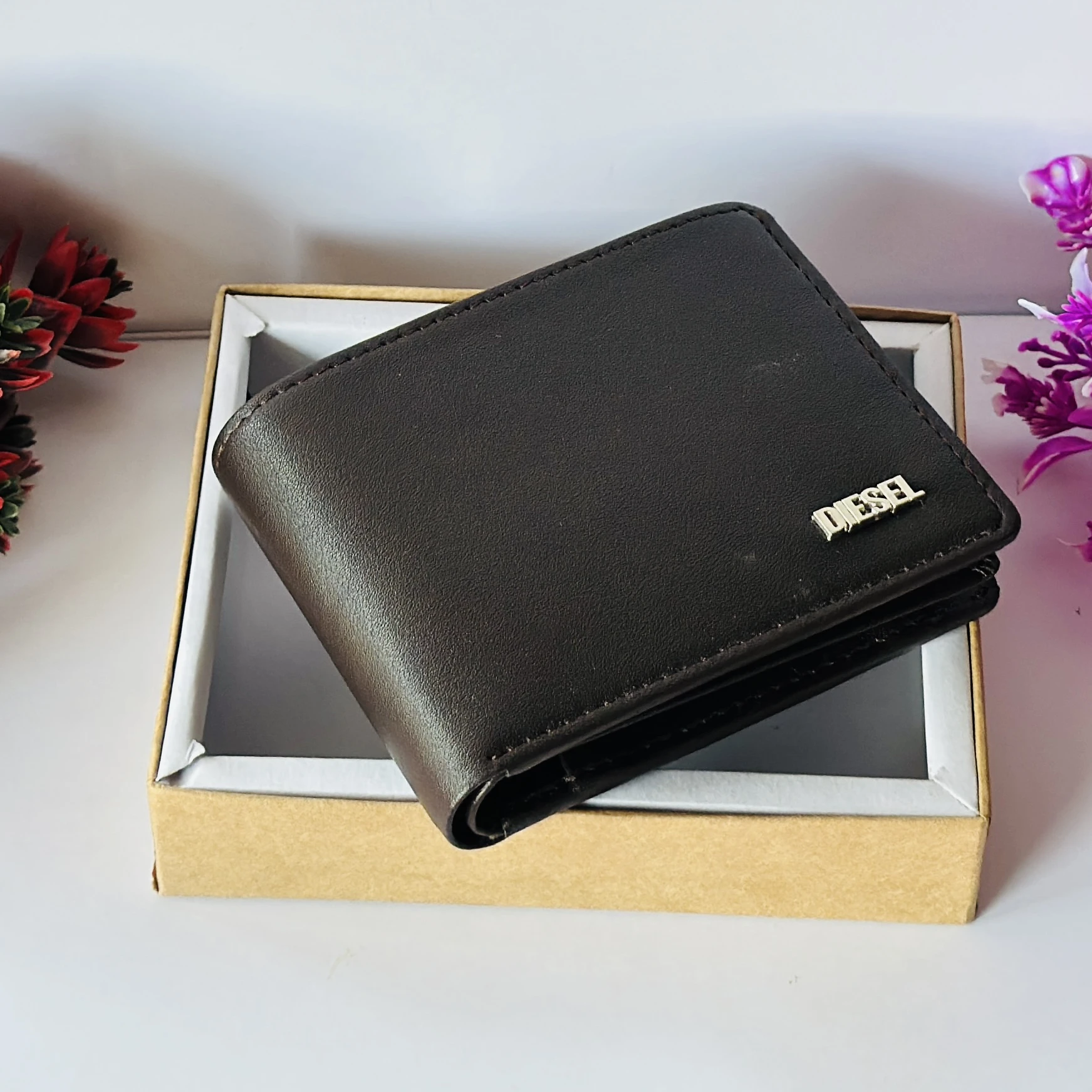 Diesel men's bi-fold leather wallet