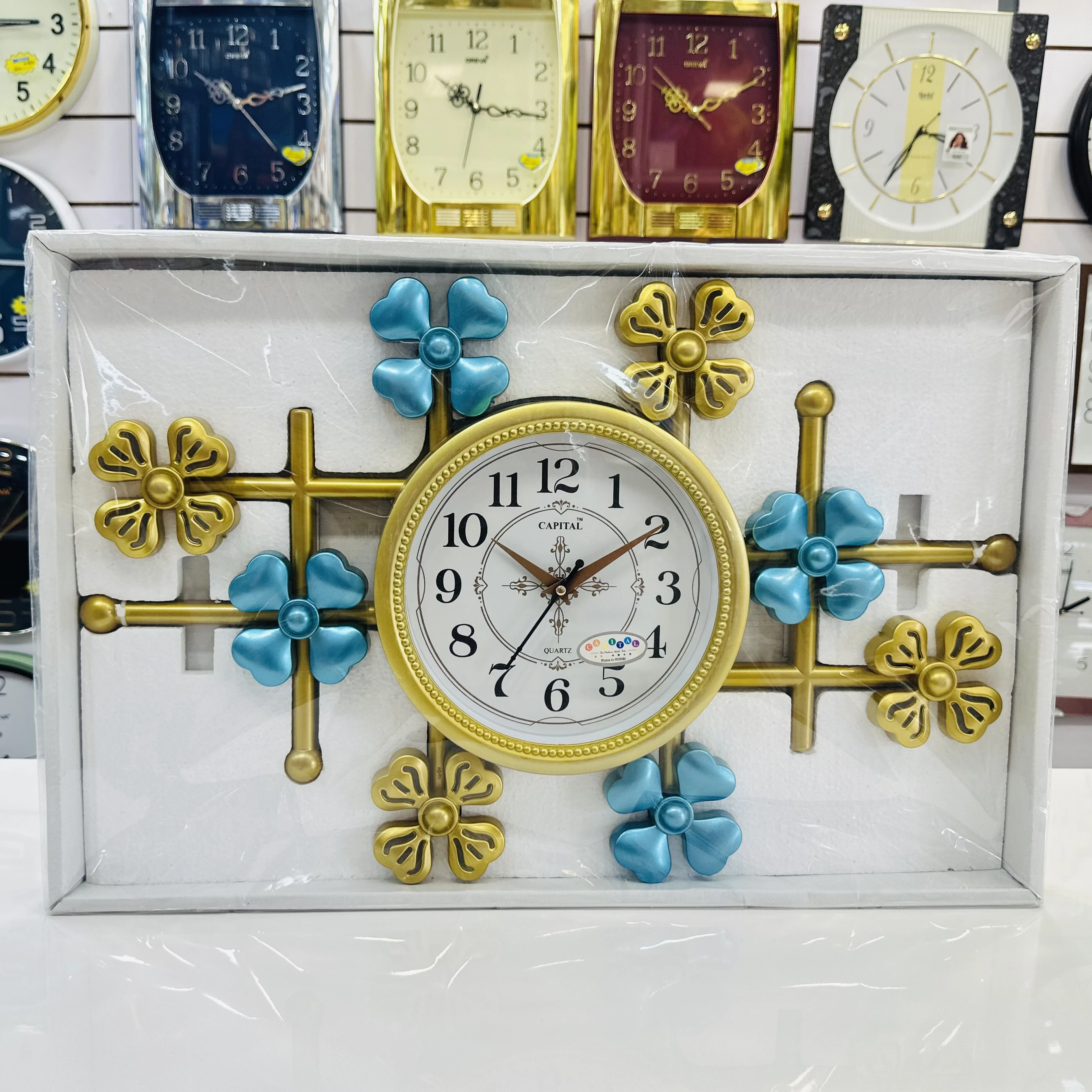 Wall Clock Metal Wall Art Frame(SKU-IJ5ODC)