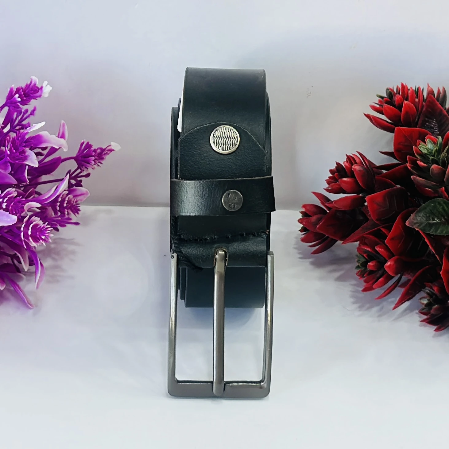 Black genuine leather men's belt