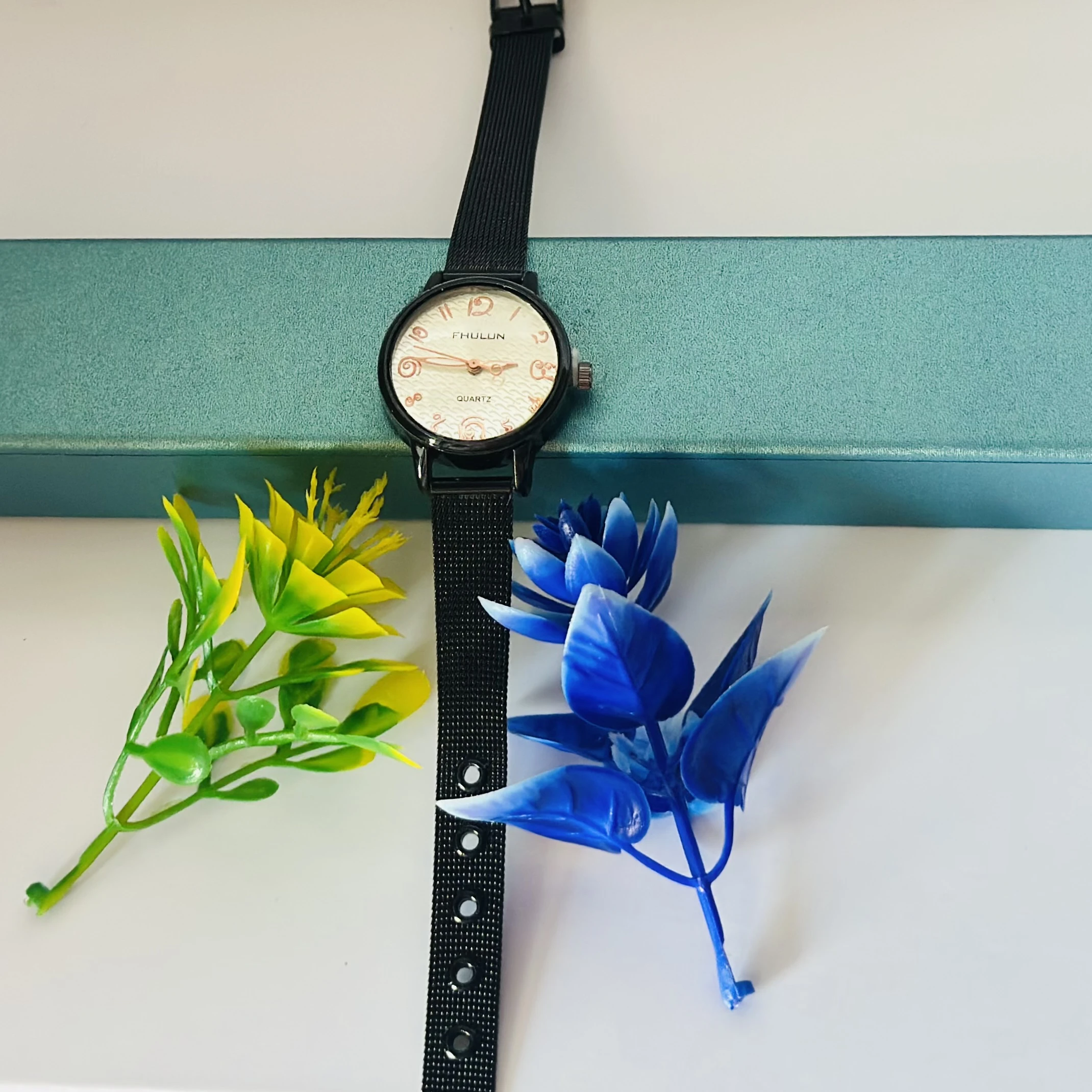 Quartz analog watch for women.