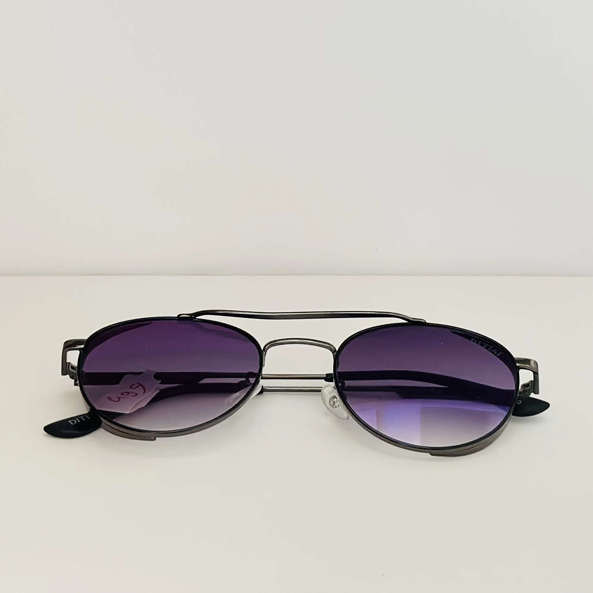 Round gunmetal-toned sunglasses