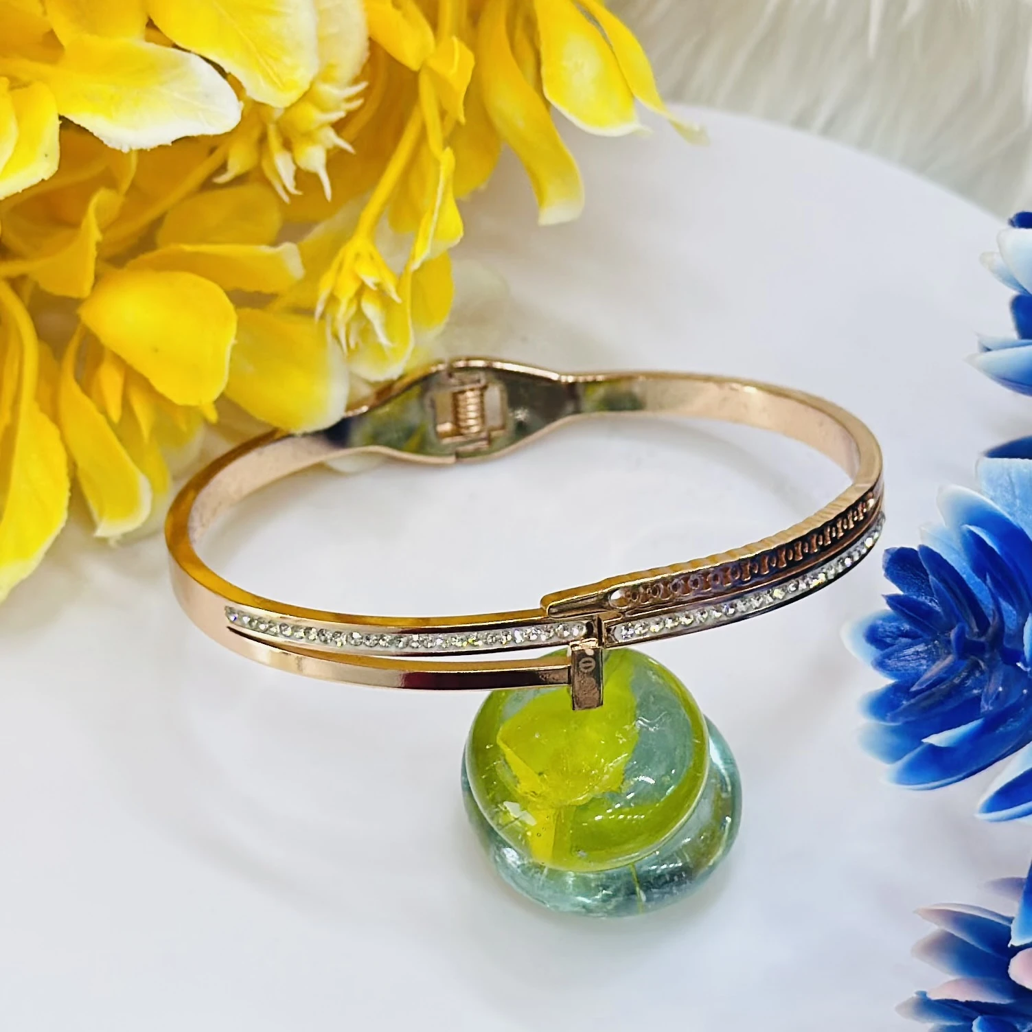 Gold plated Breslet