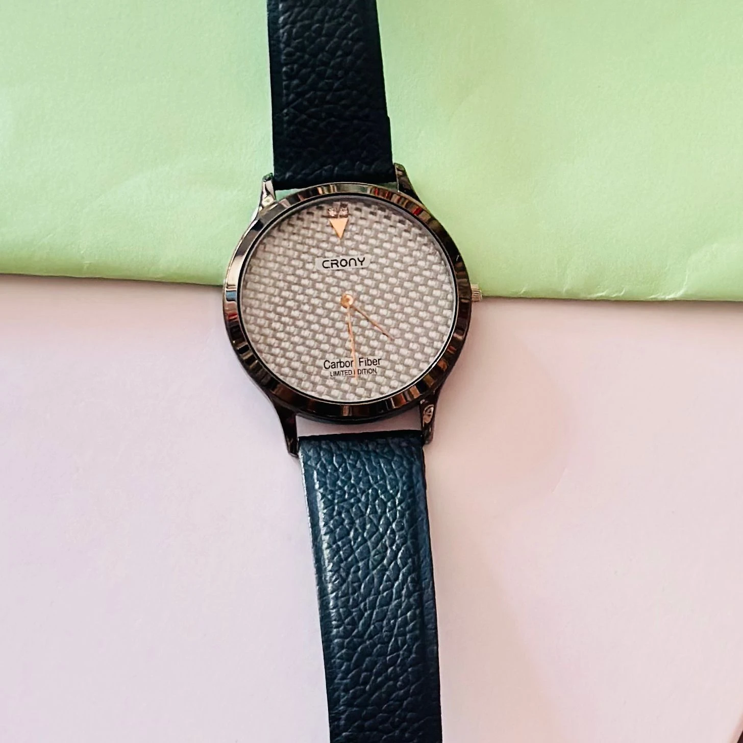 Black analog watch For man’s