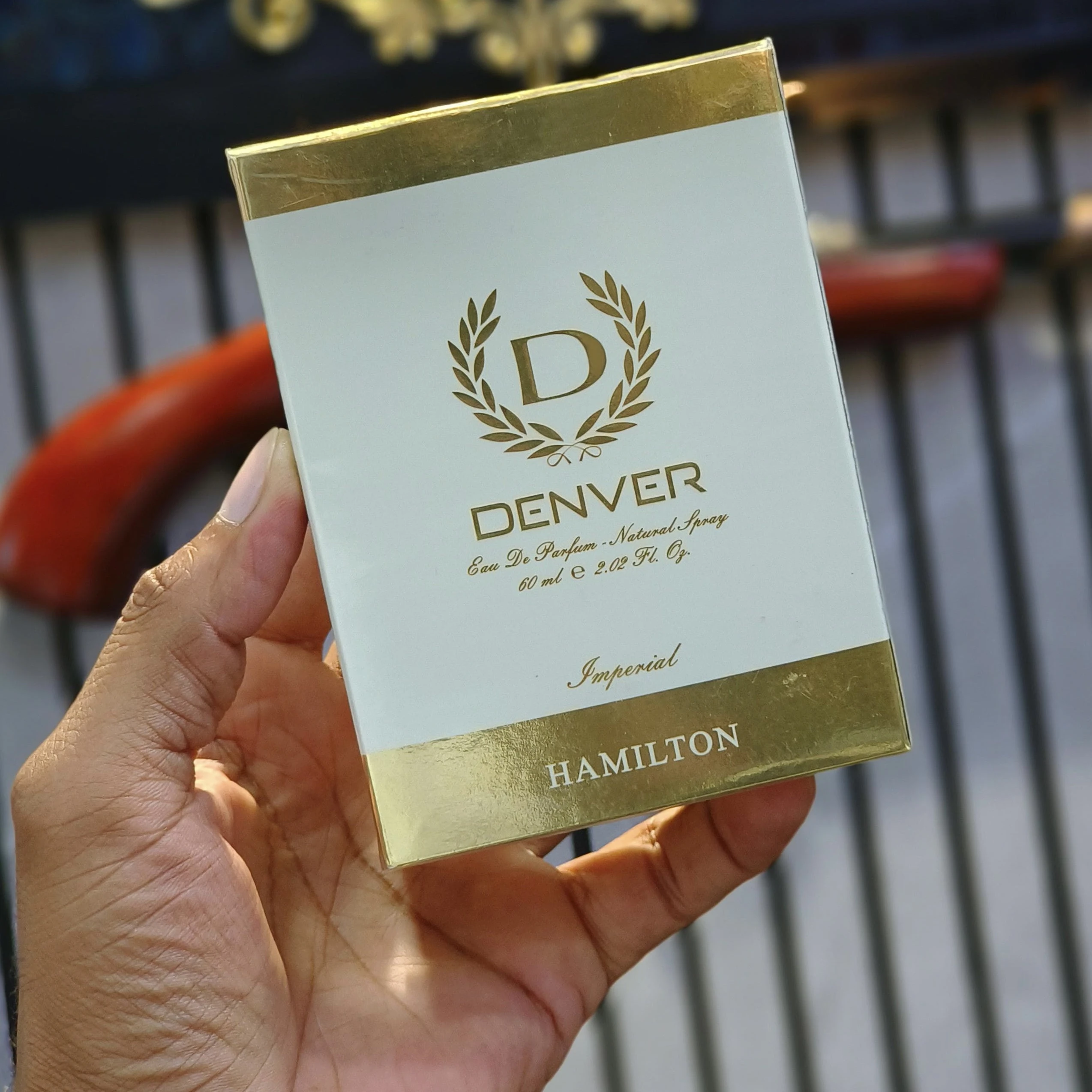 D Denver perfume (white)