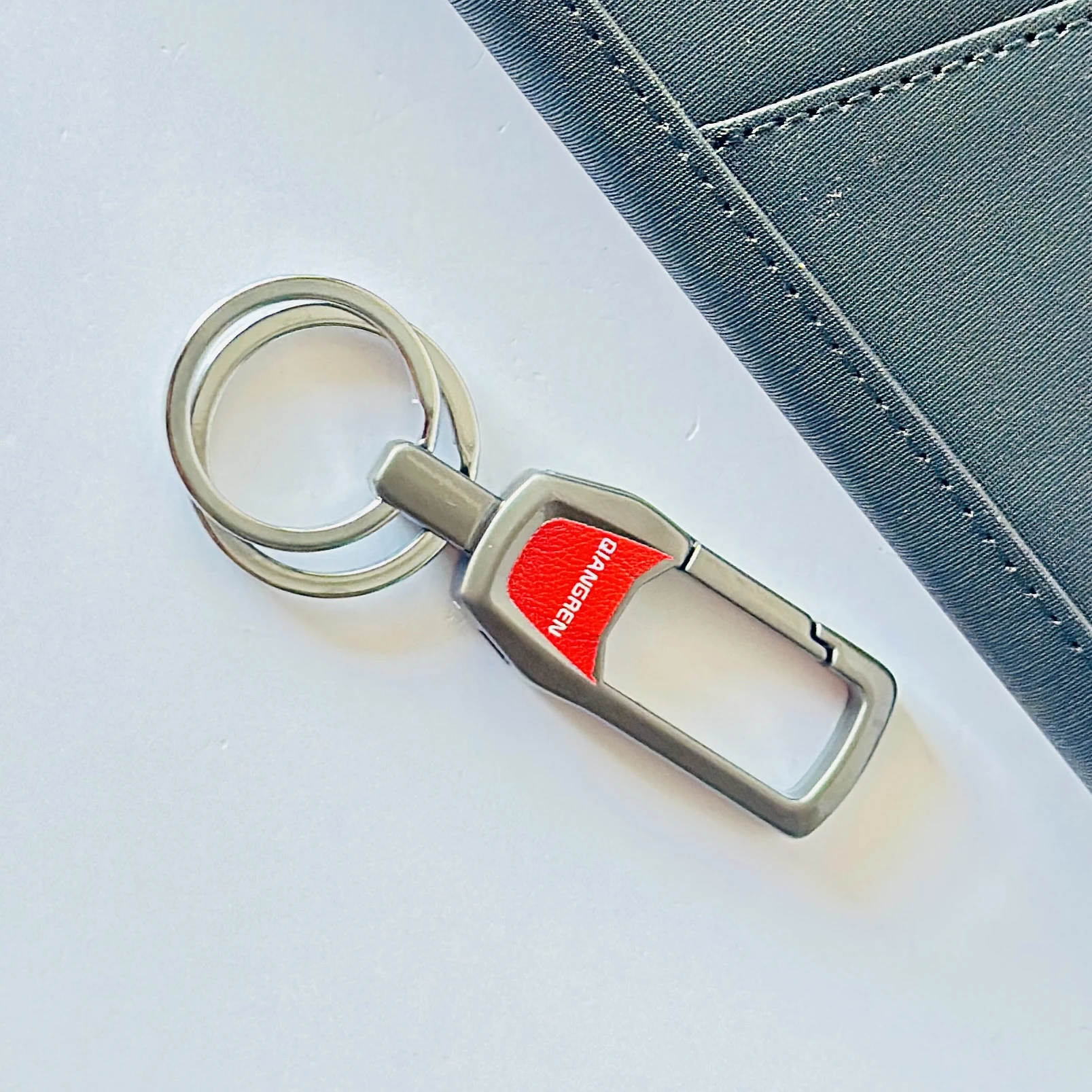 premium zinc alloy and metal car keychain