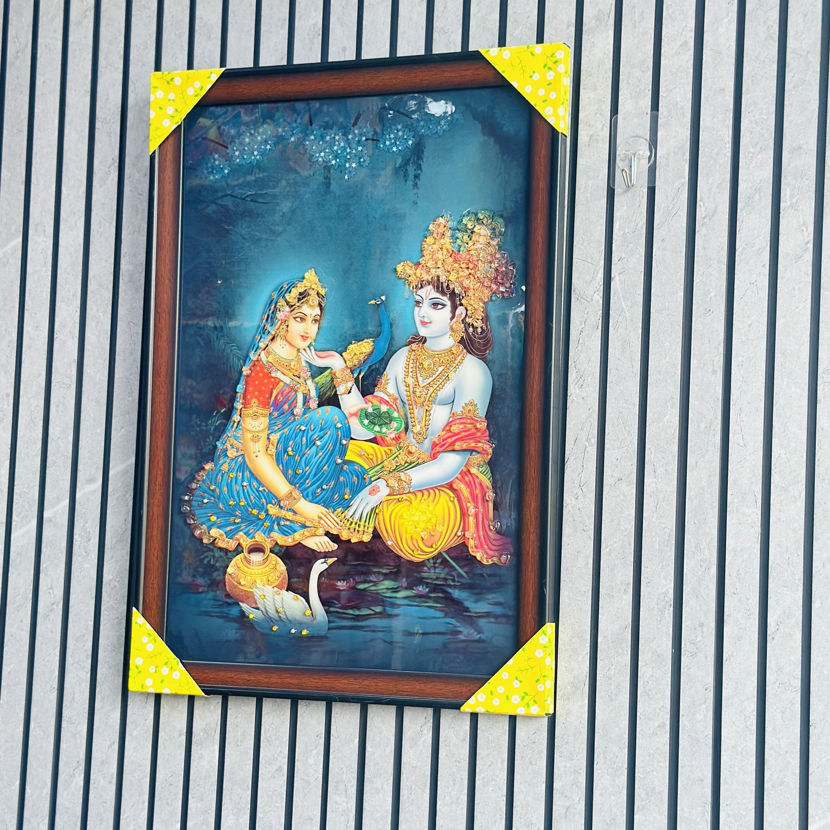 શ્રી રાધા કૃષ્ણા (SKU- YBW8K3)