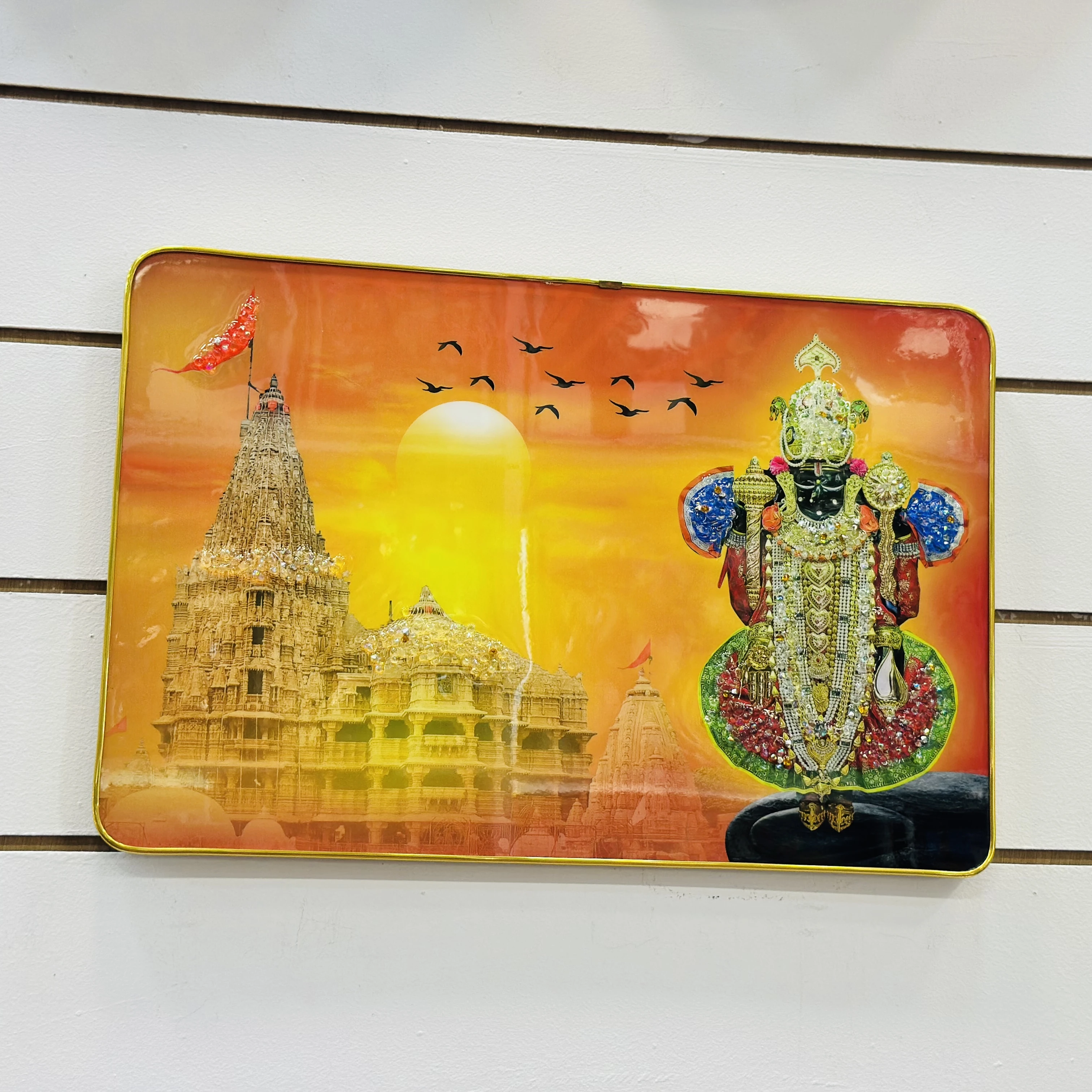 Lord Dwarkadhish and the Dwarkadhish Temple(SKU-R7FXIC)