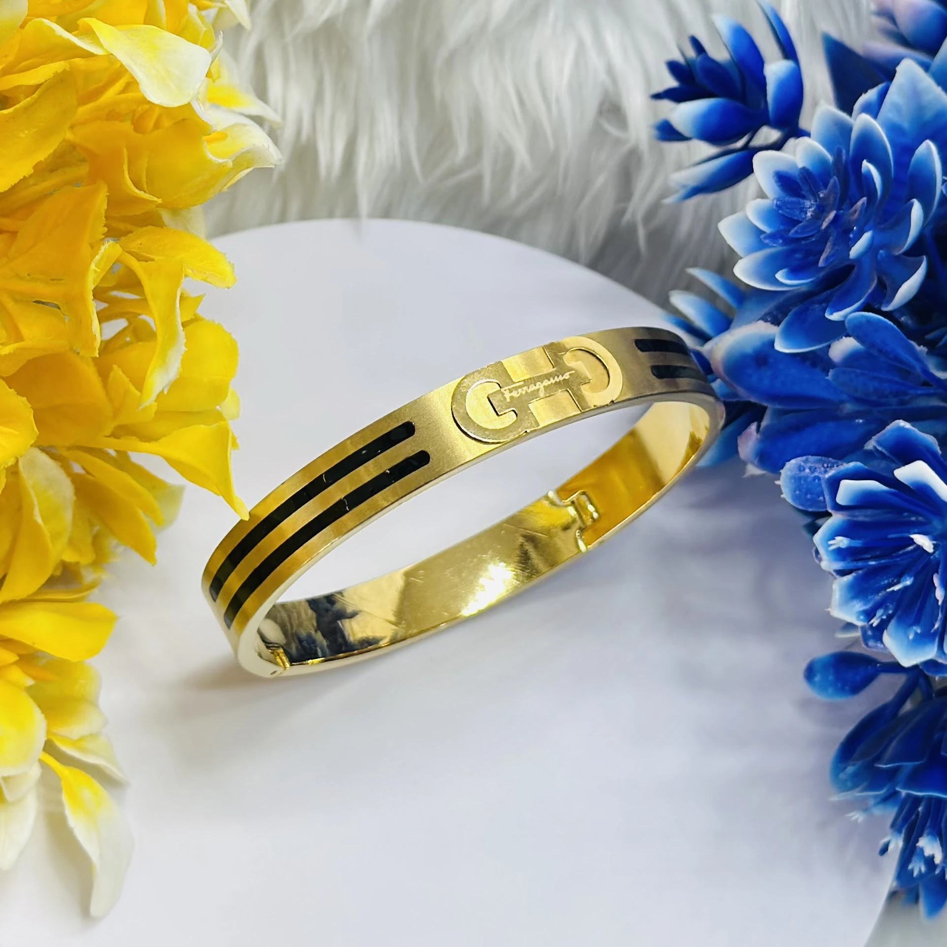 Gold plated Breslet (Kada)
