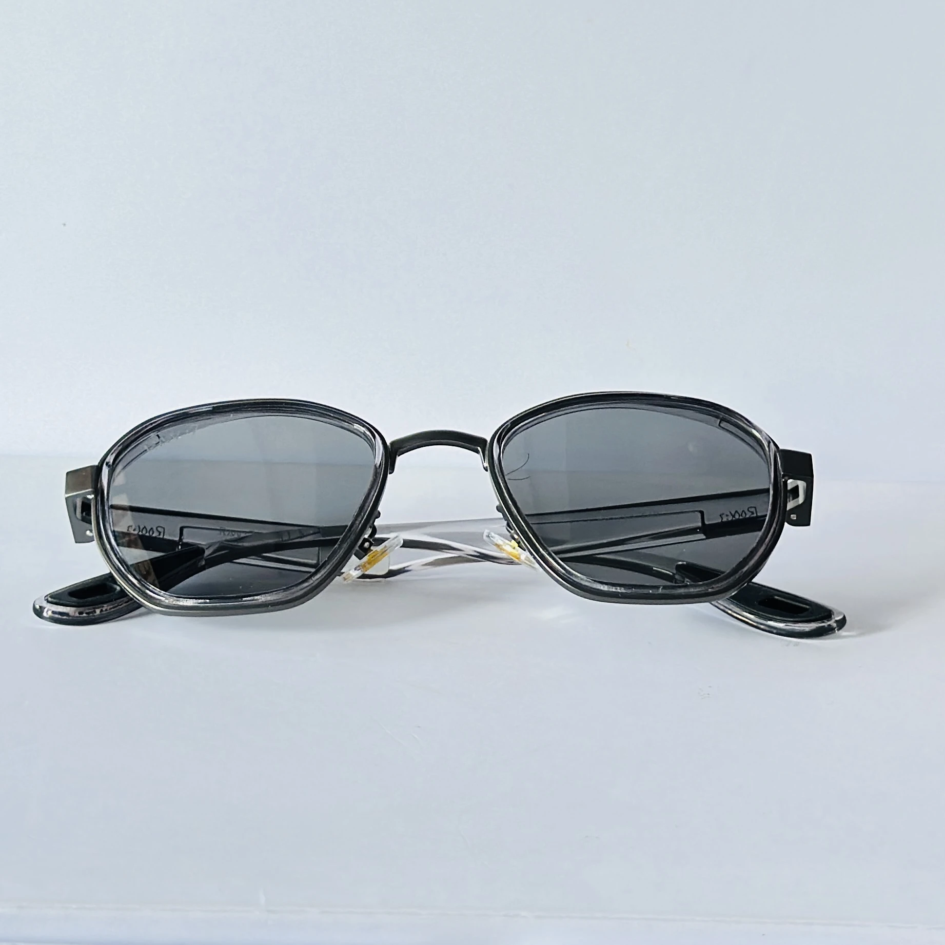 Men's  sunglasses