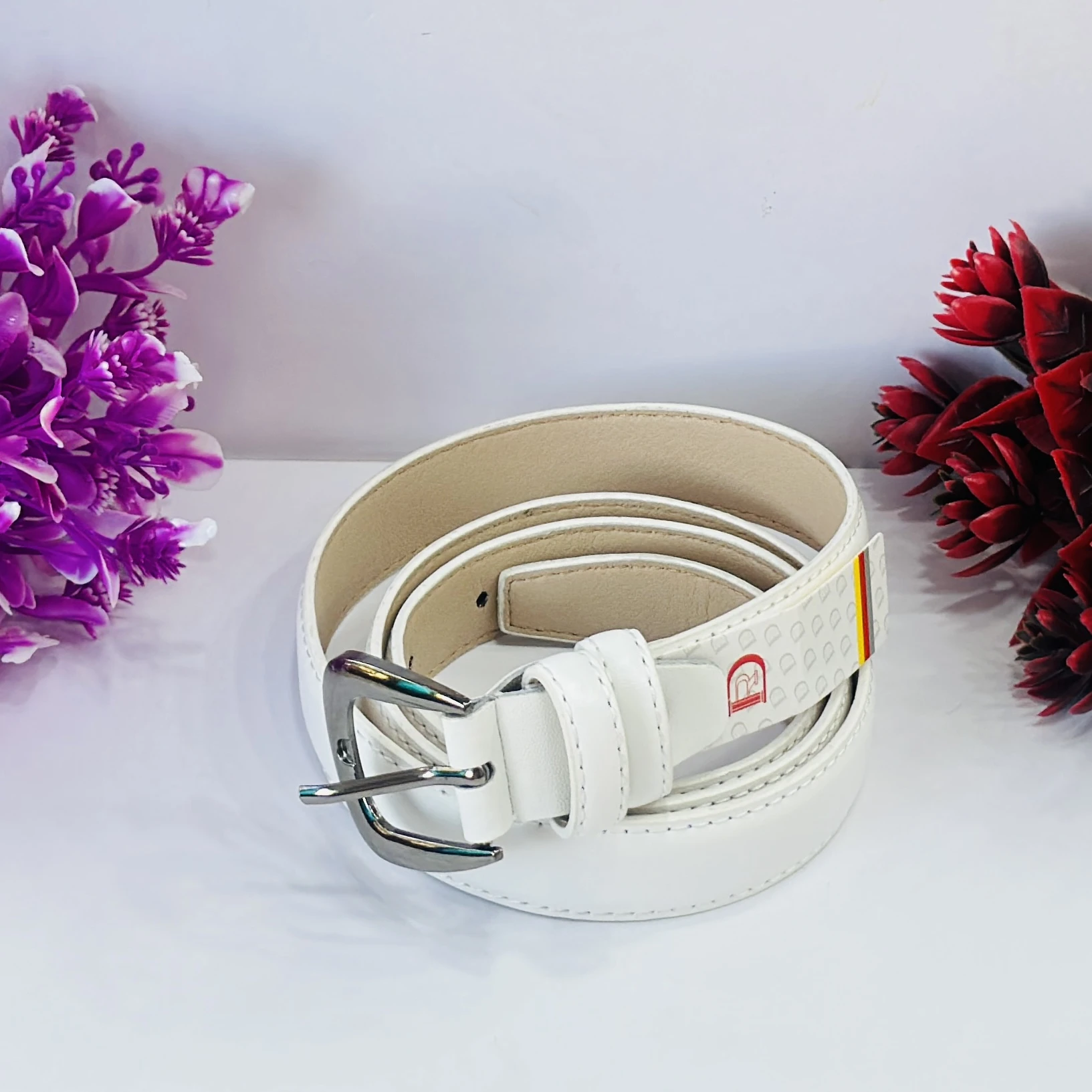 white PU leather women's belt