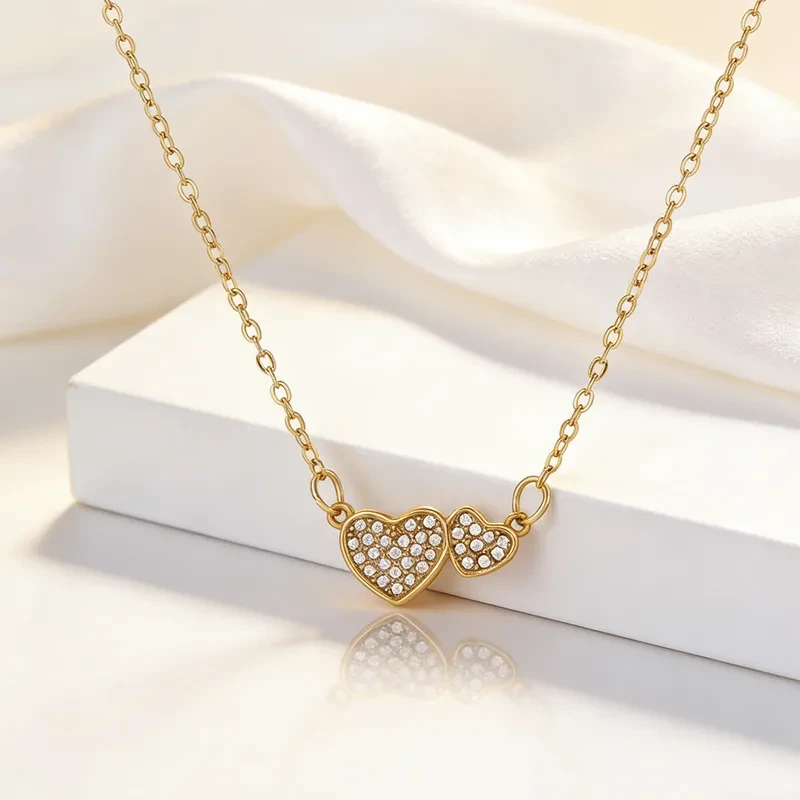 Gold -plated pendant necklace