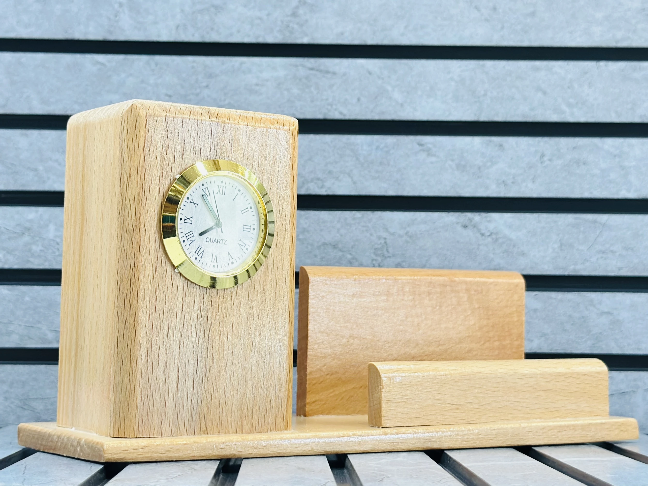 Wooden deck clock and plaque (SKU-5U7KT4)
