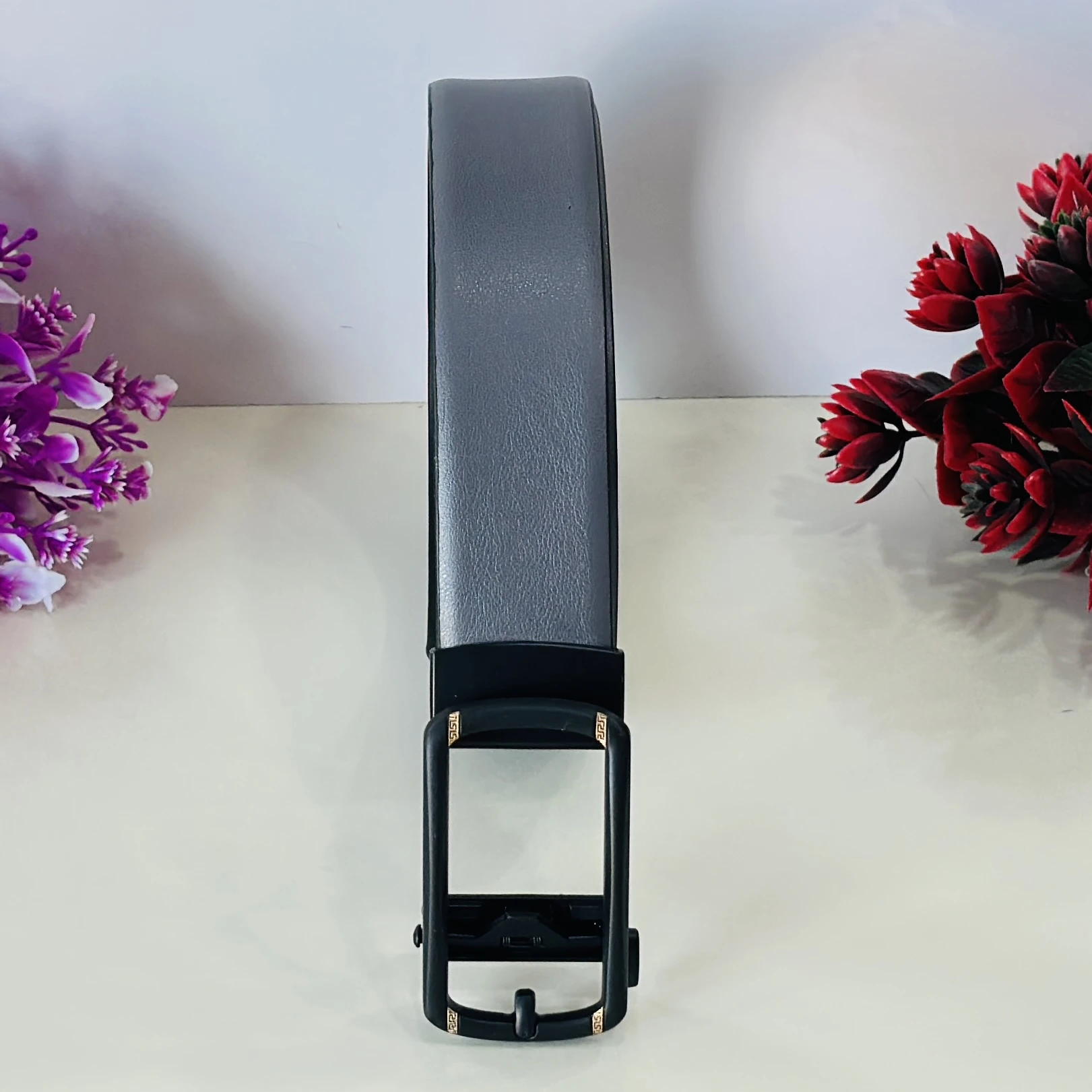 Grey genuine leather ratchet belt
