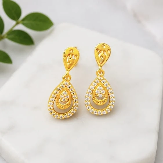 gold-plated Aurelia drop earrings feature a sparkling teardrop design