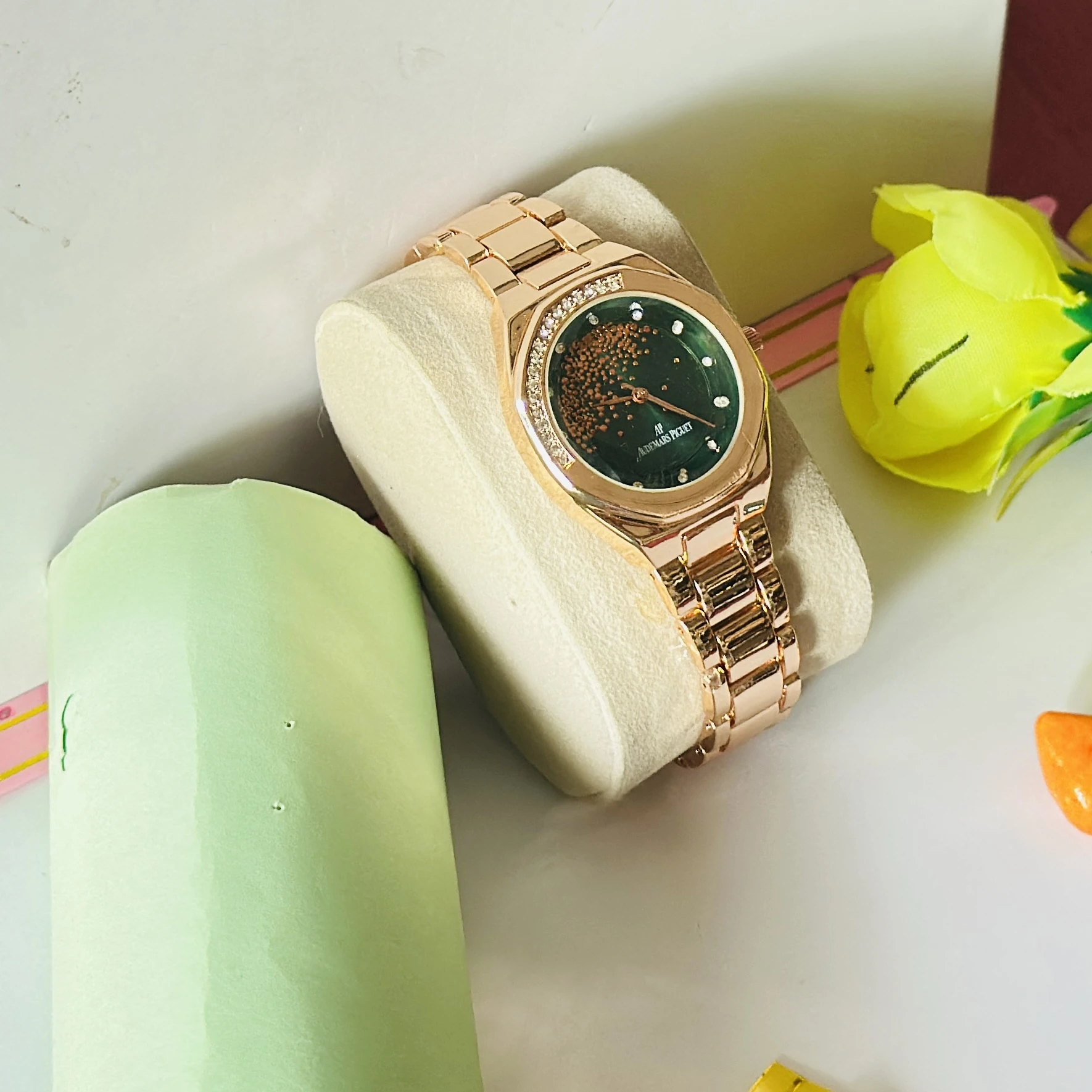 Quartz Analogue Watch for girls