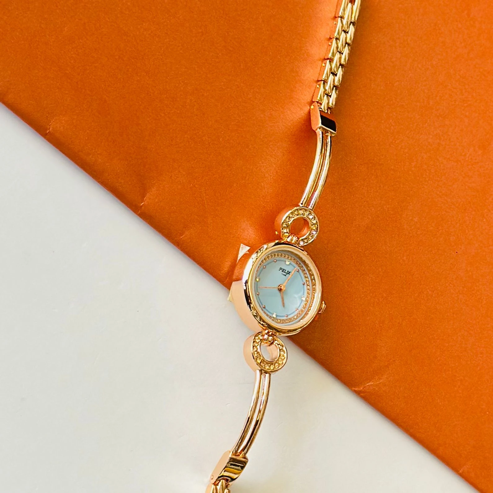 Girls Watches - Looking for stylish watches for girls